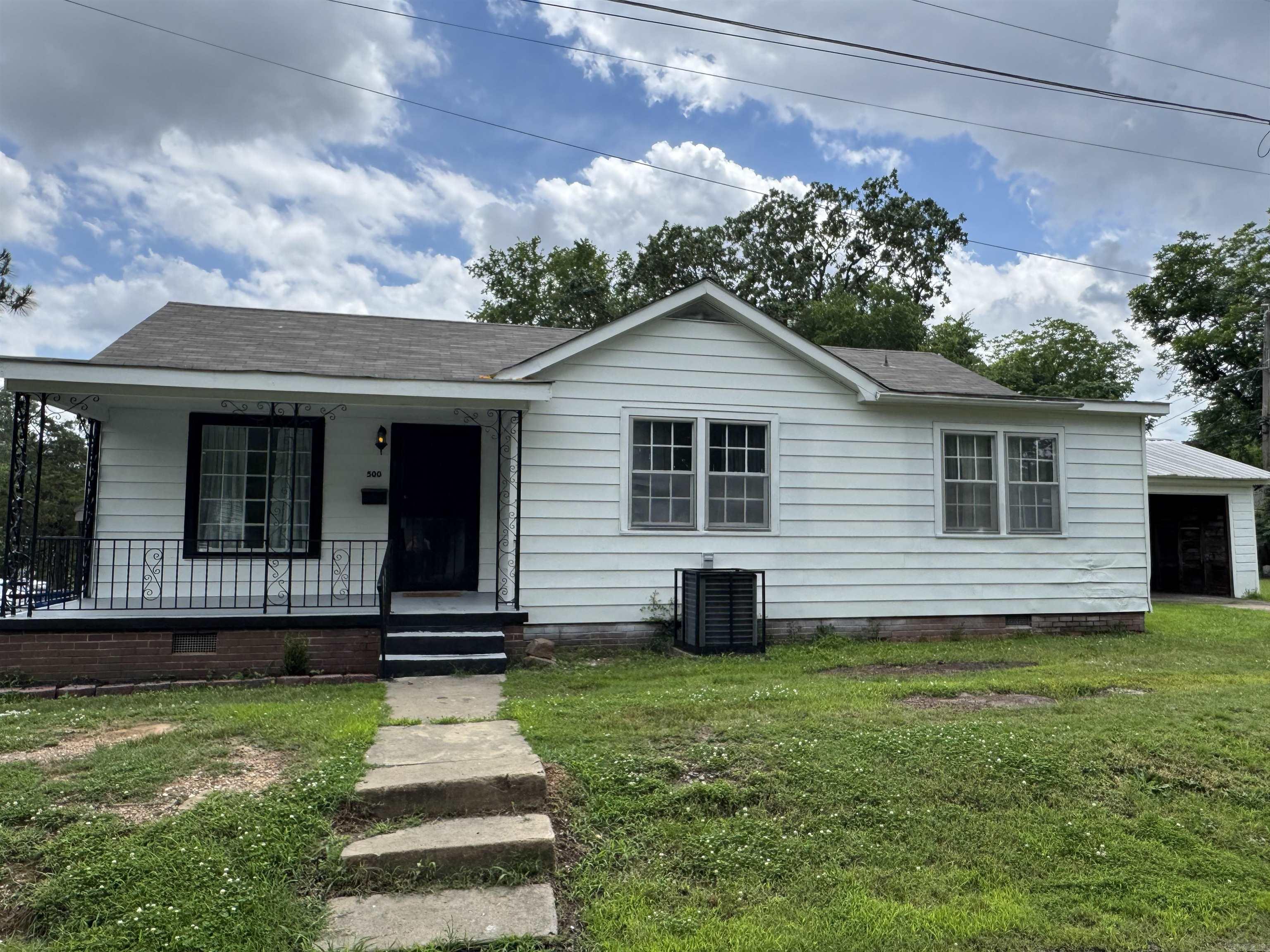 500 W 17th Street