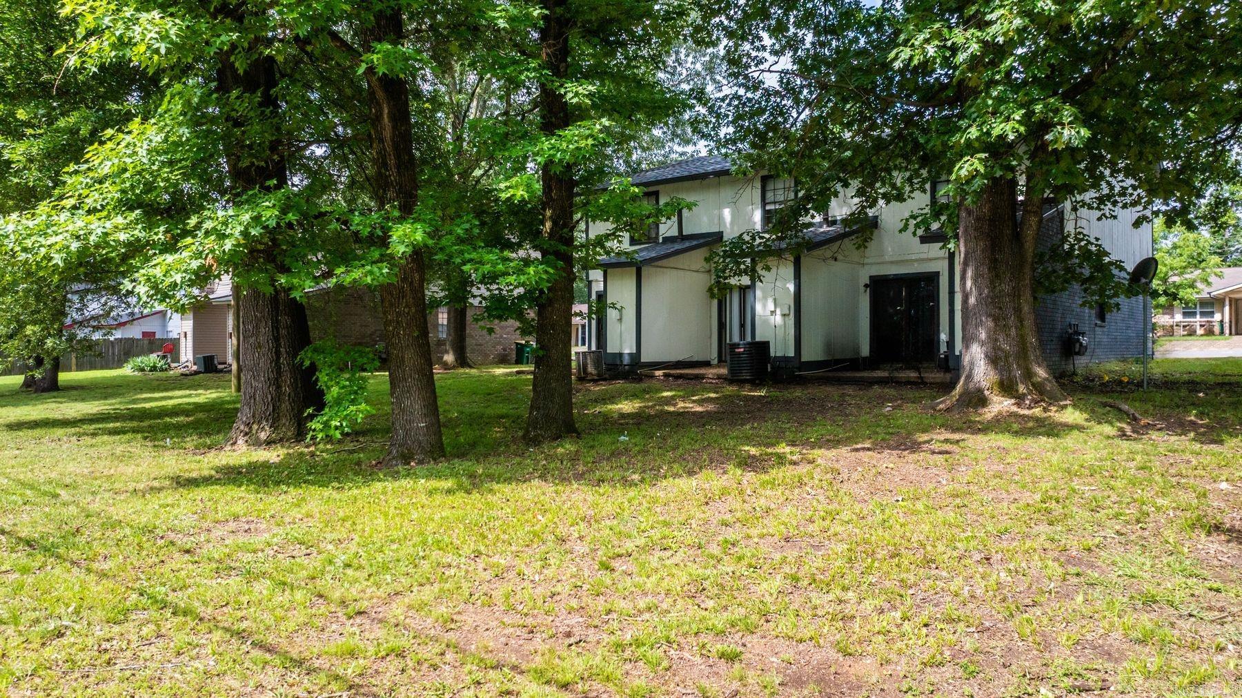 8300 Woodview Dr Drive