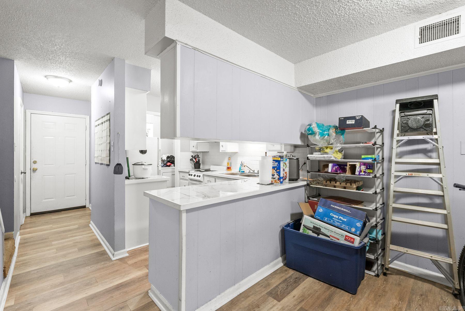 8300 Woodview Dr Drive