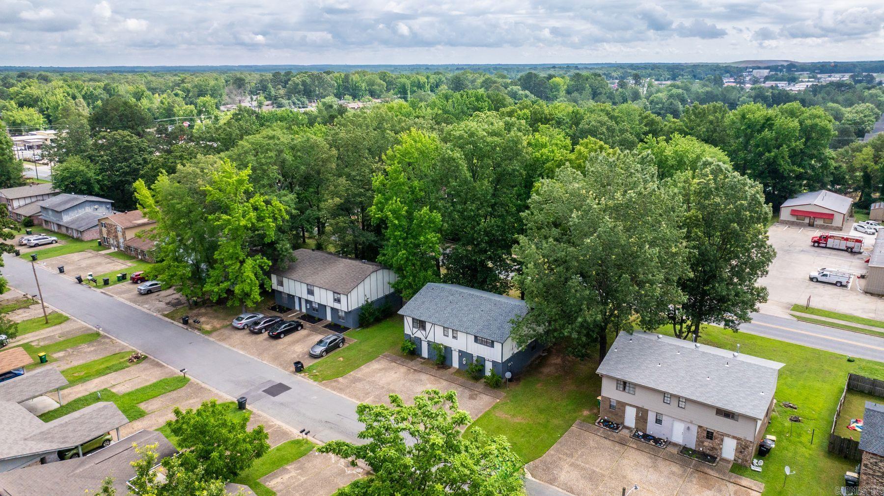 8300 Woodview Dr Drive
