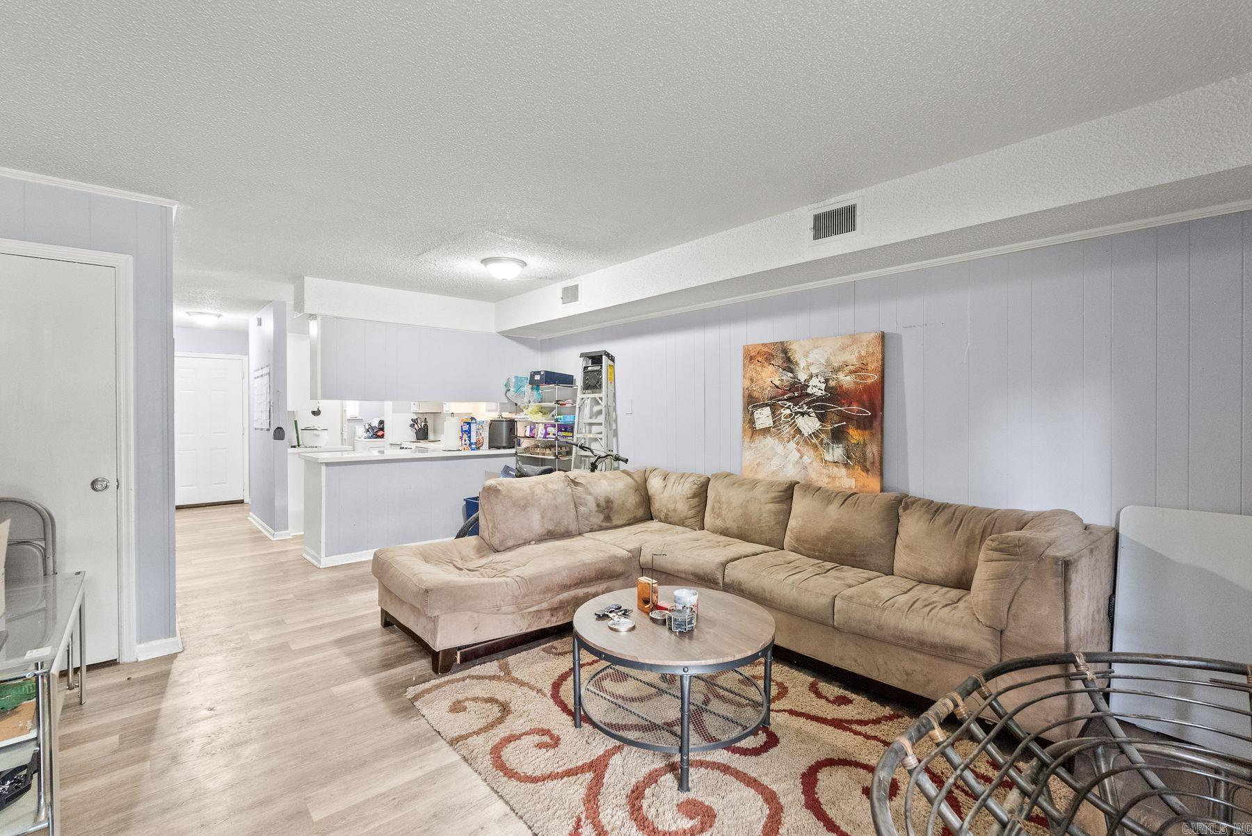 8300 Woodview Dr Drive