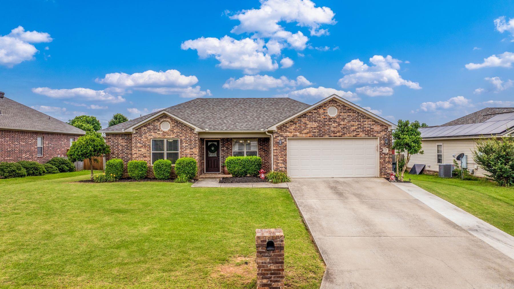 27 Magnolia Lane