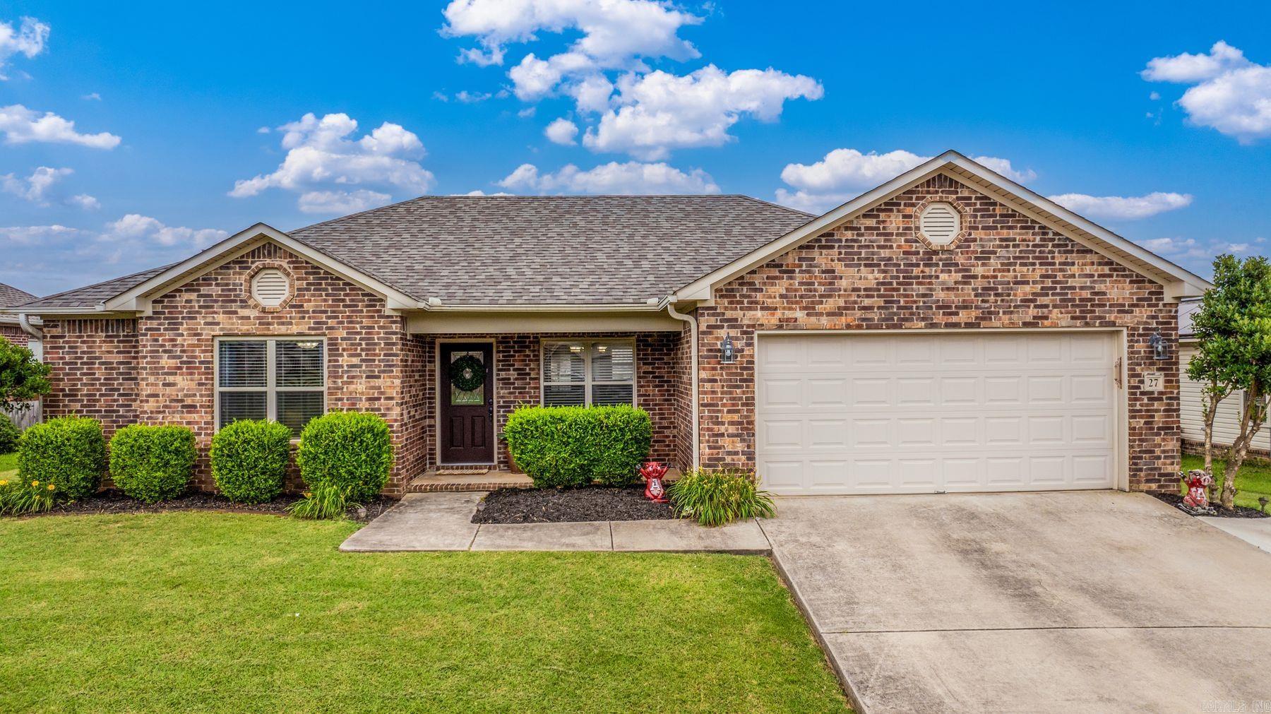 27 Magnolia Lane