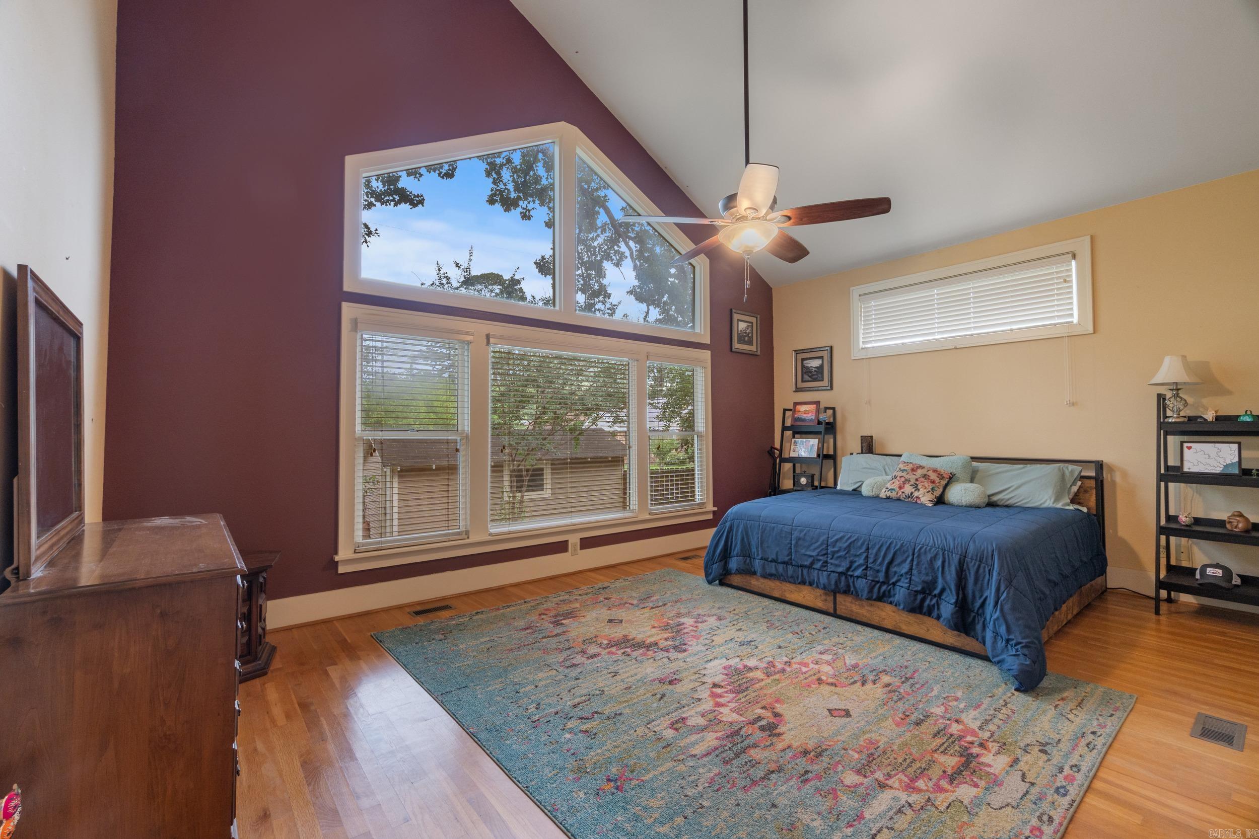 526 N Tyler