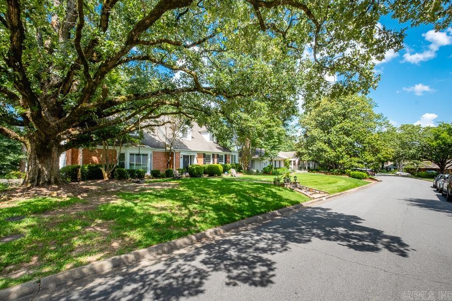 5336 N Grandview