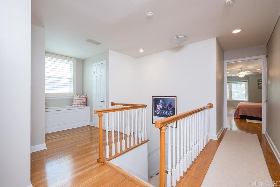 5336 N Grandview