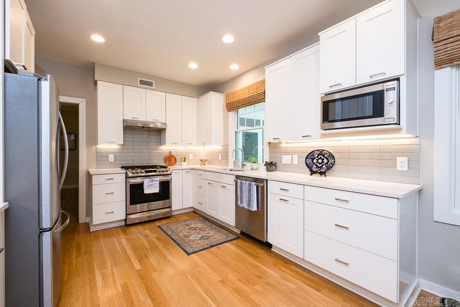 5336 N Grandview