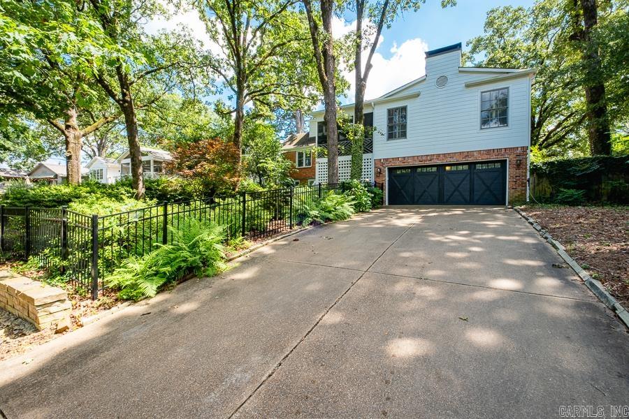 5336 N Grandview