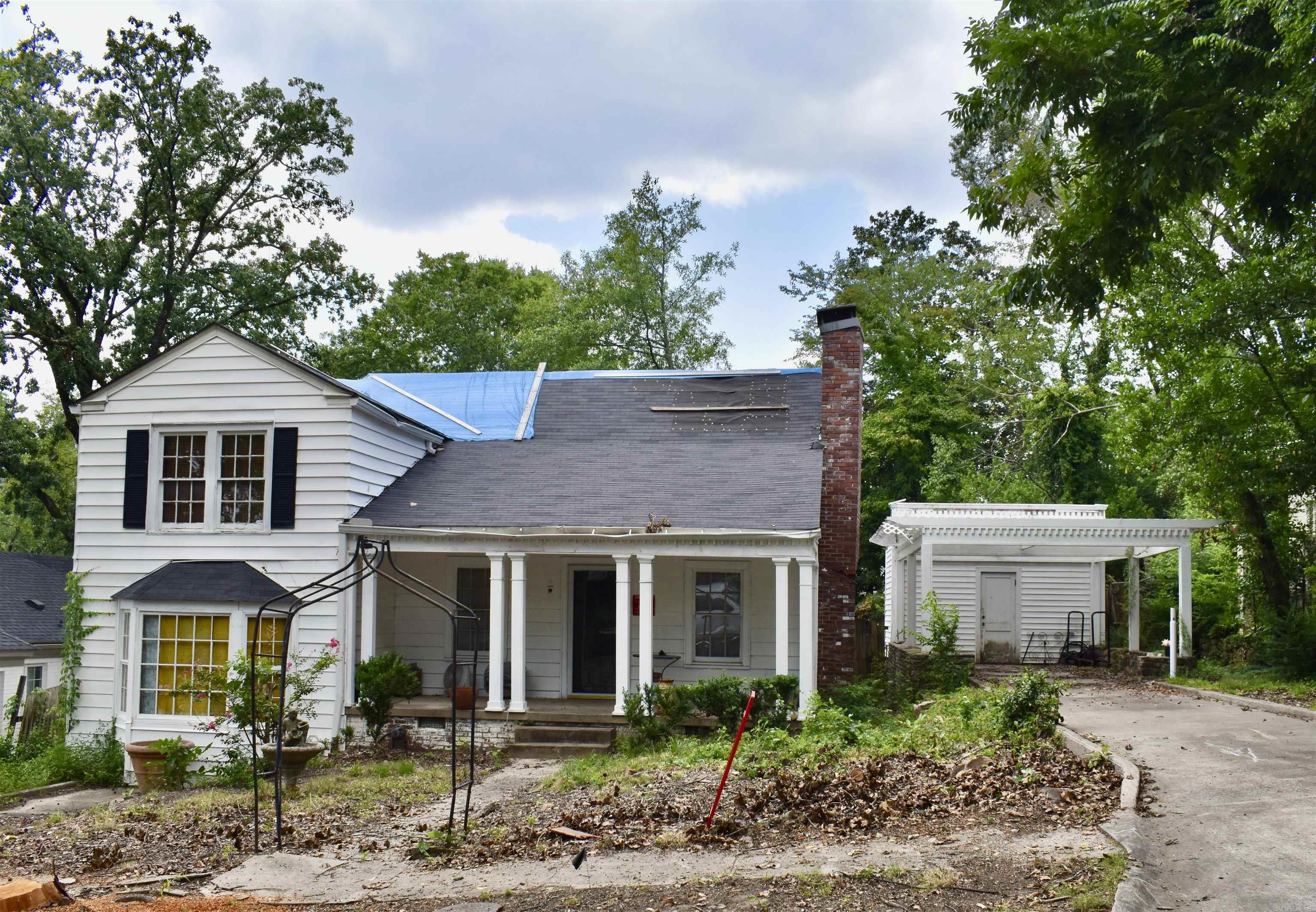 2112 N SPRUCE