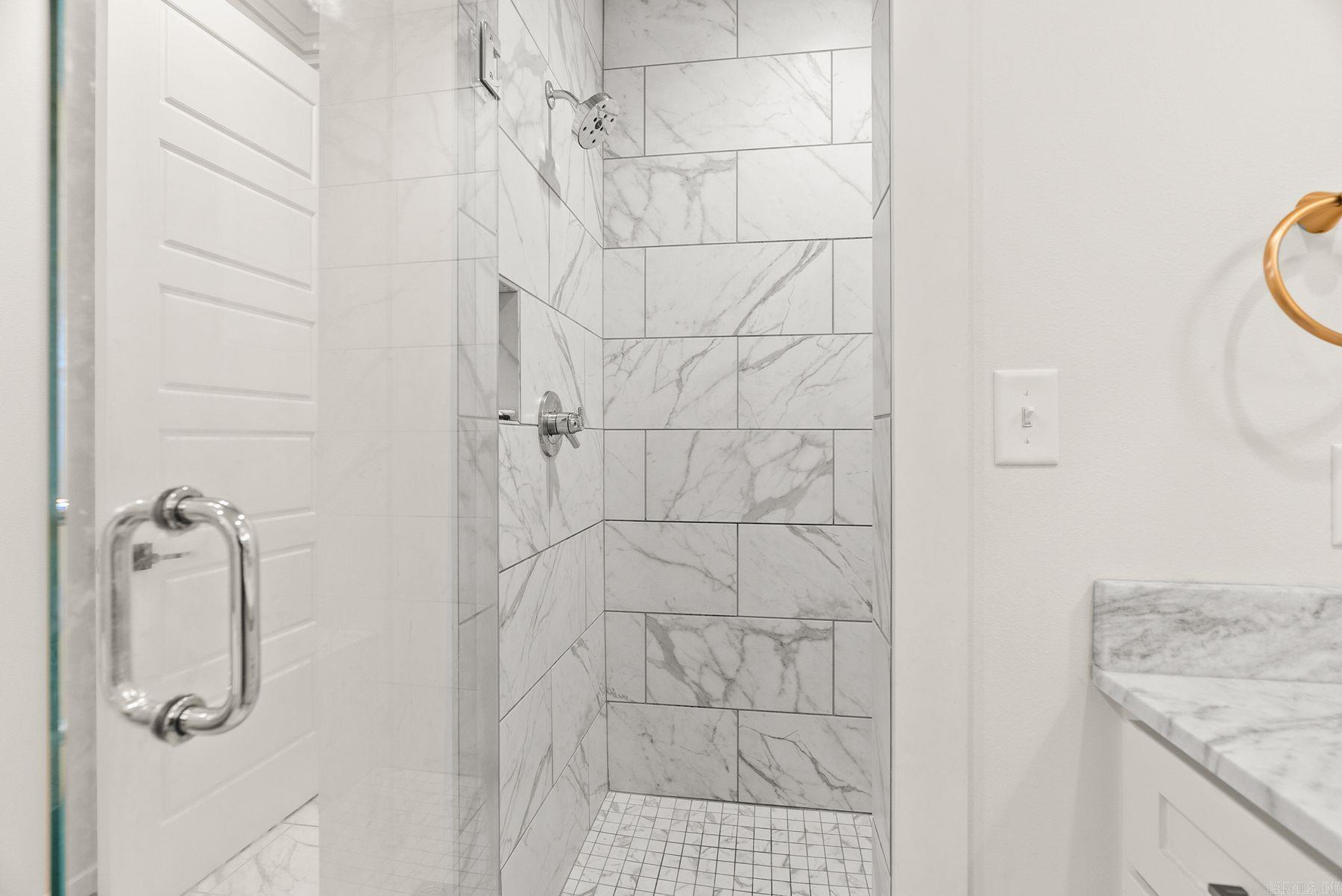 9844 Cliffside Dr Drive