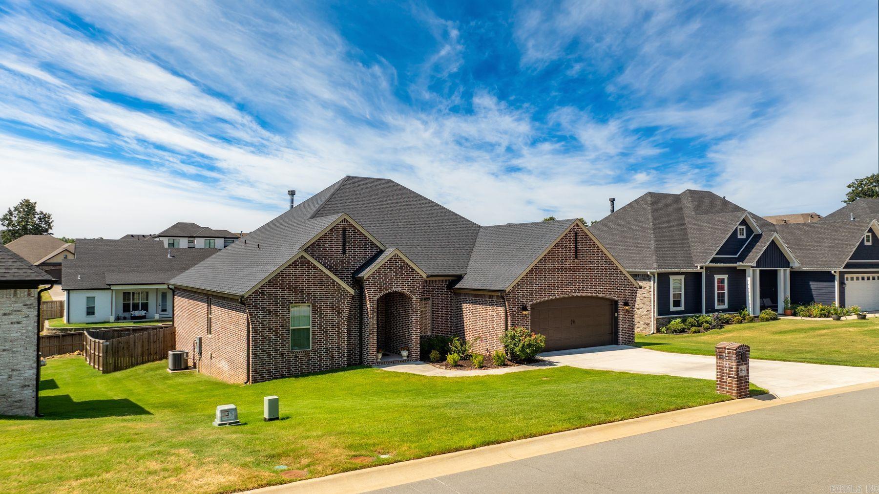 9844 Cliffside Dr Drive