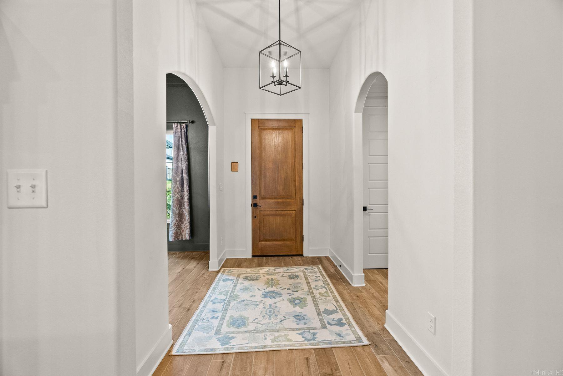 9844 Cliffside Dr Drive