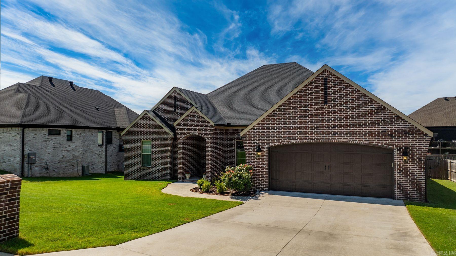 9844 Cliffside Dr Drive