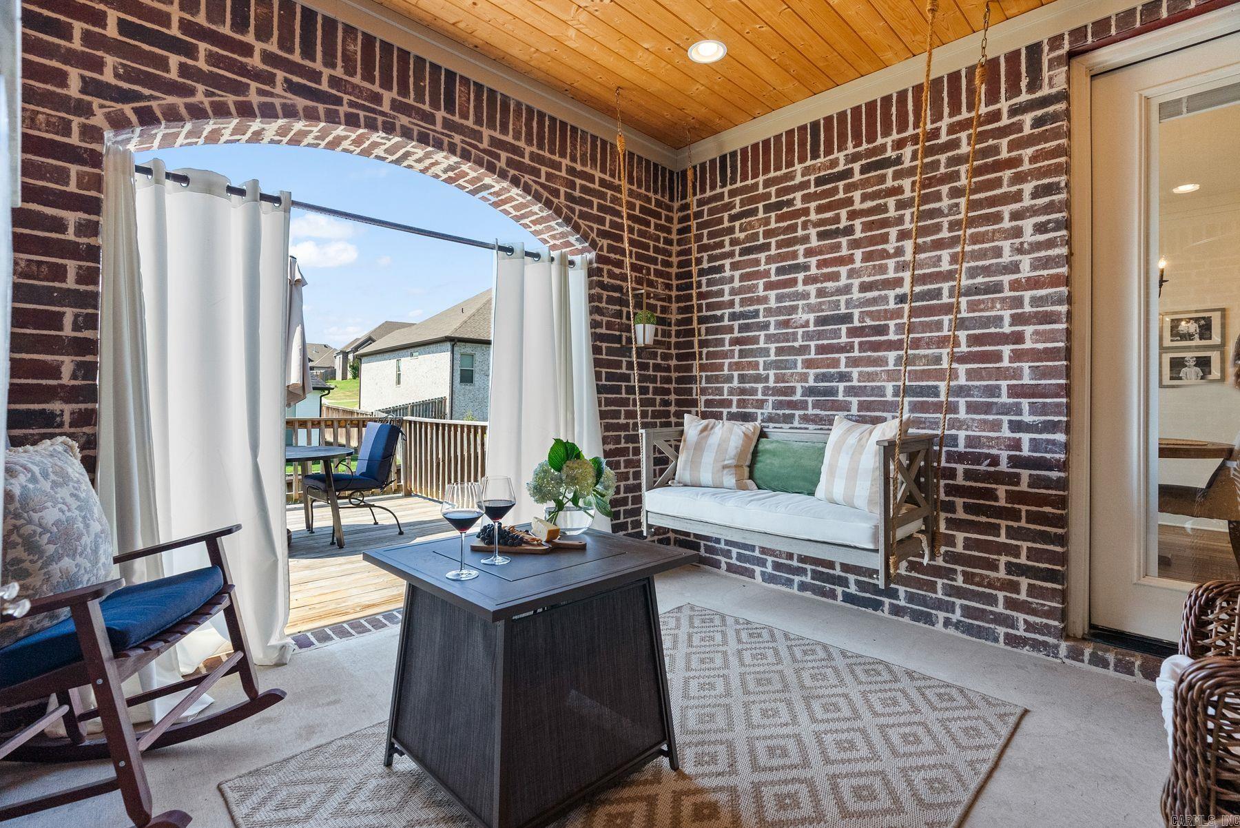 9844 Cliffside Dr Drive