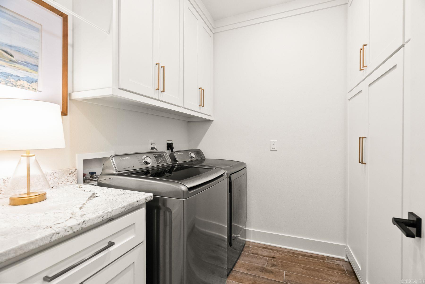 9844 Cliffside Dr Drive