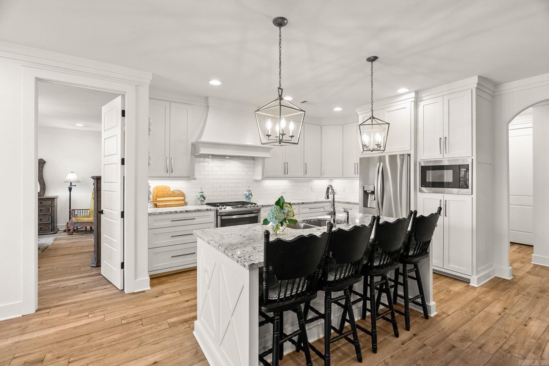 9844 Cliffside Dr Drive