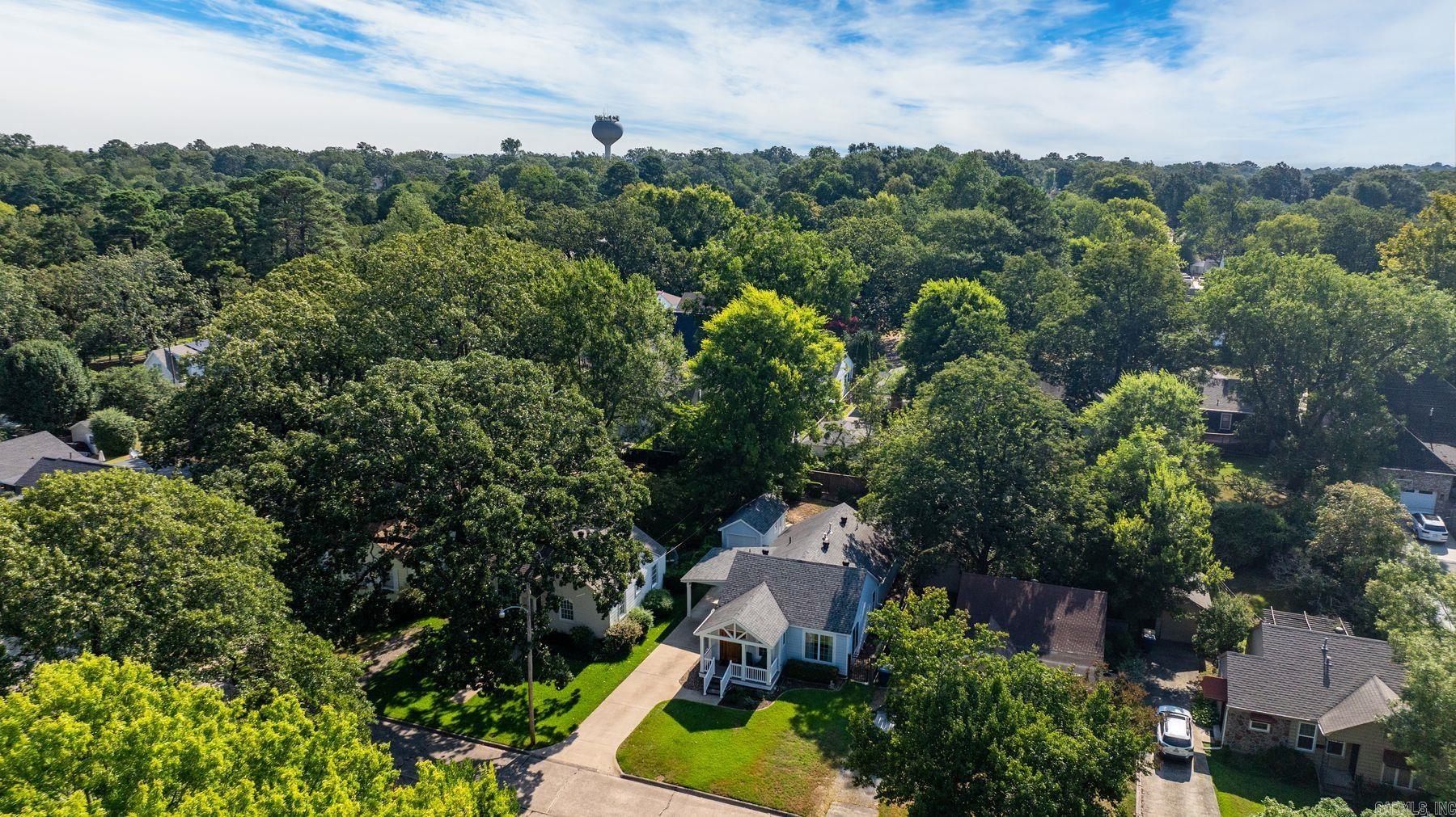 2221 N Cleveland St Street