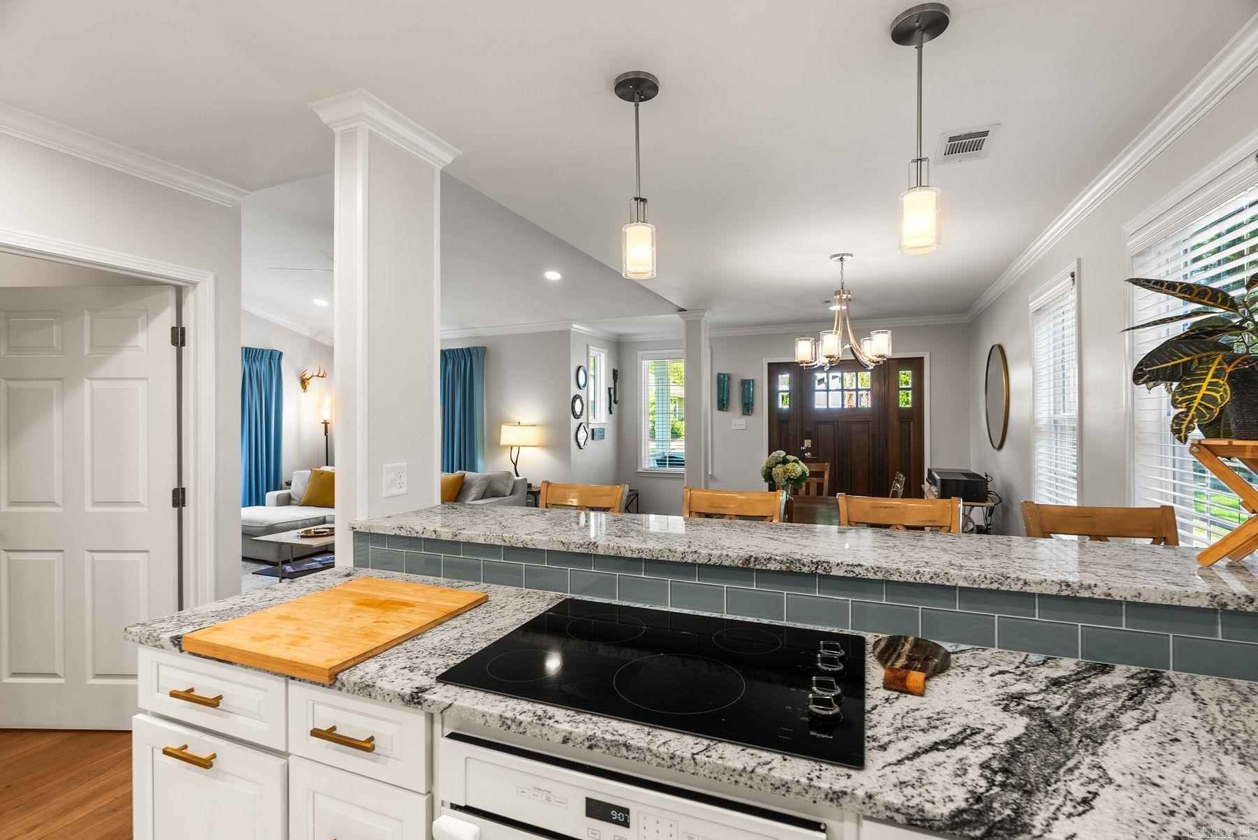 2221 N Cleveland St Street