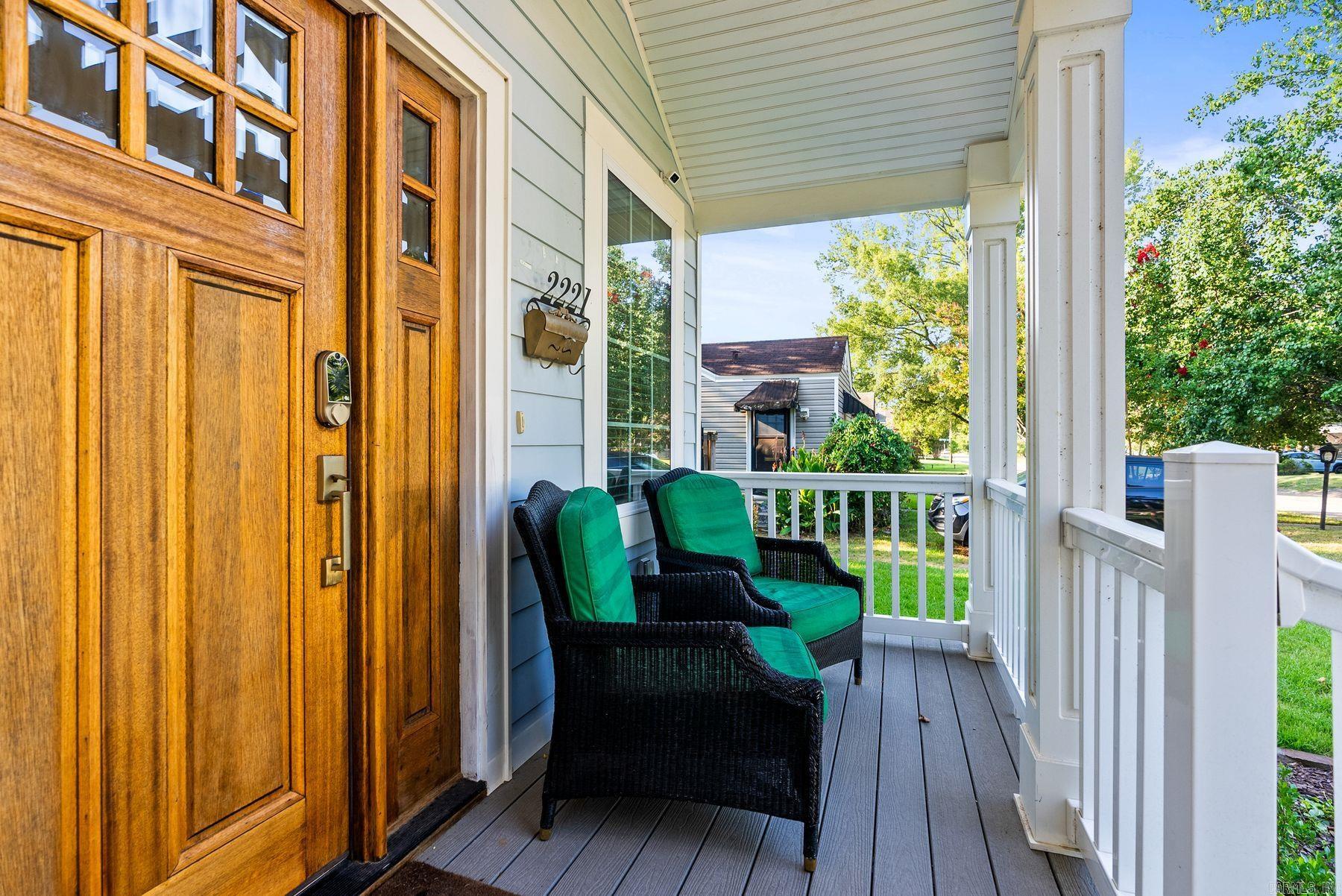 2221 N Cleveland St Street