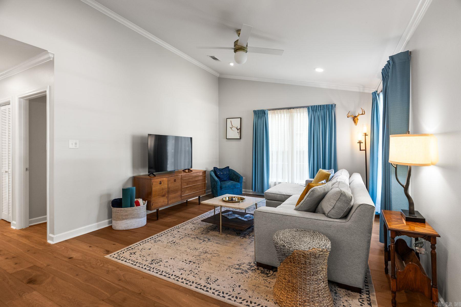 2221 N Cleveland St Street