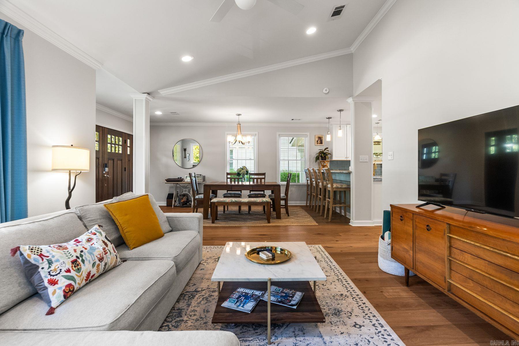 2221 N Cleveland St Street