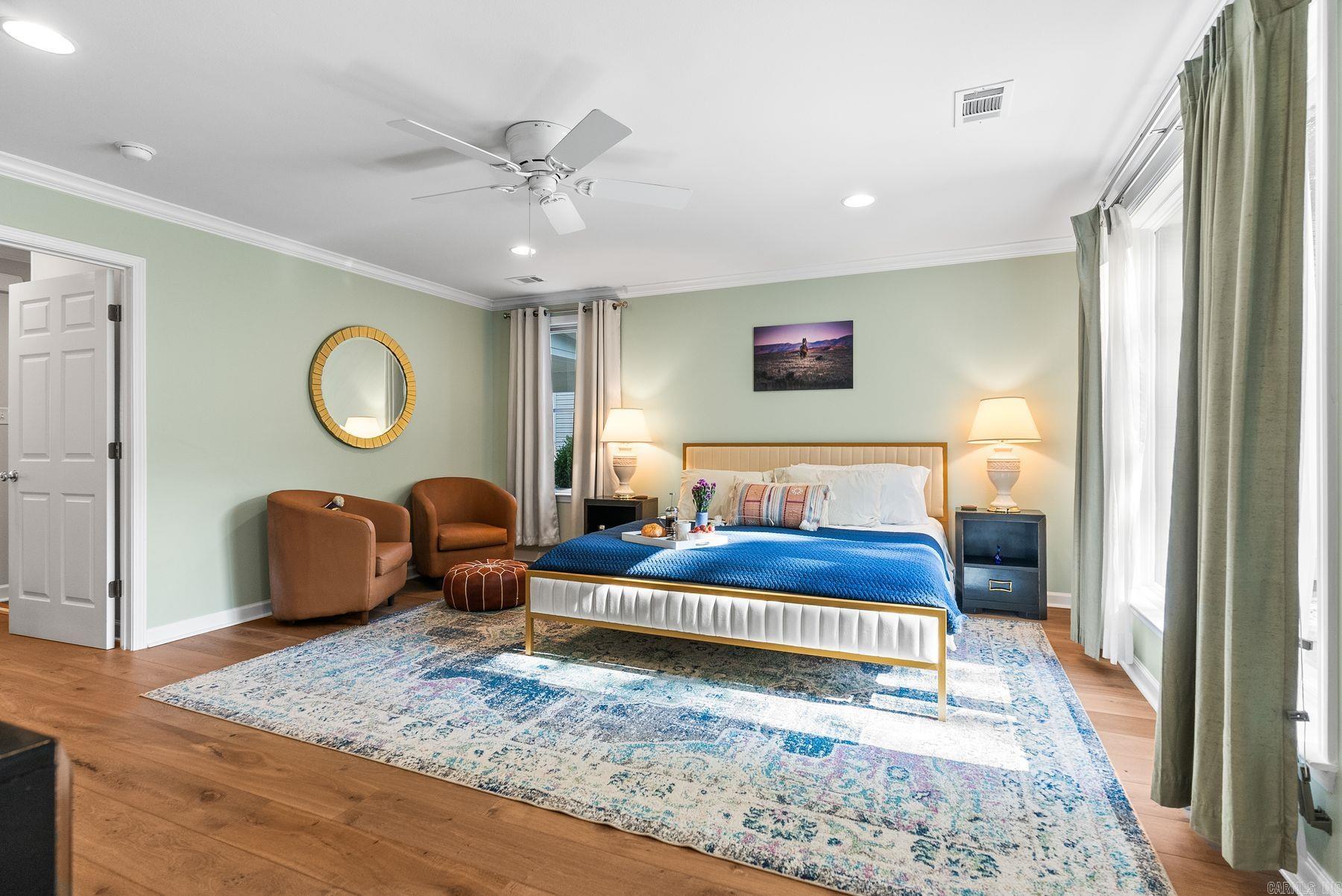 2221 N Cleveland St Street