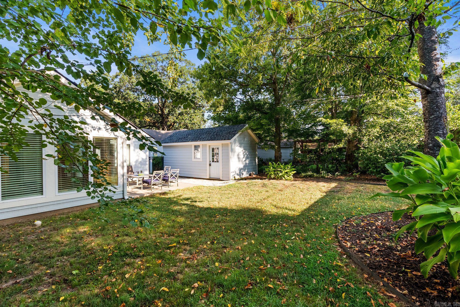 2221 N Cleveland St Street