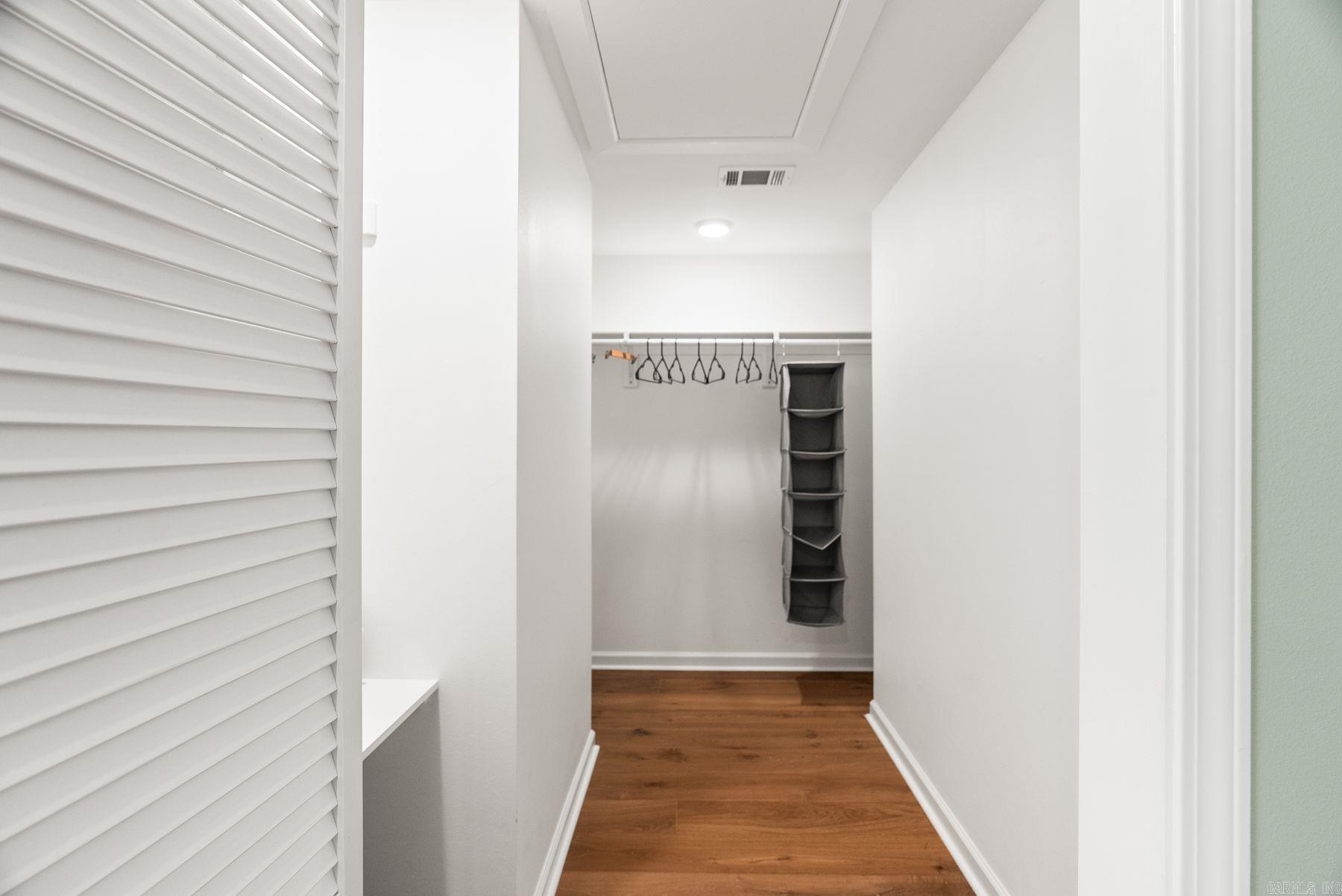 2221 N Cleveland St Street