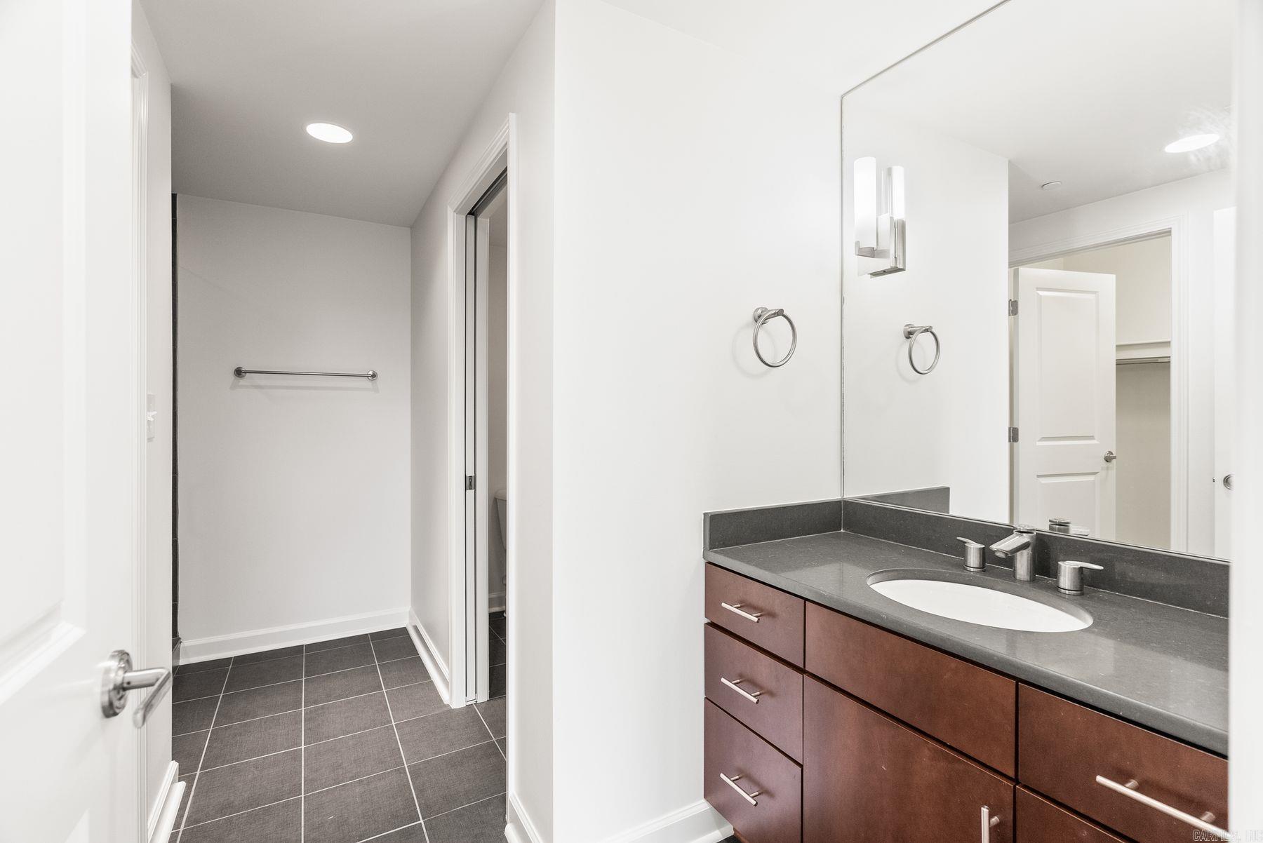 3700 Cantrell Rd #308