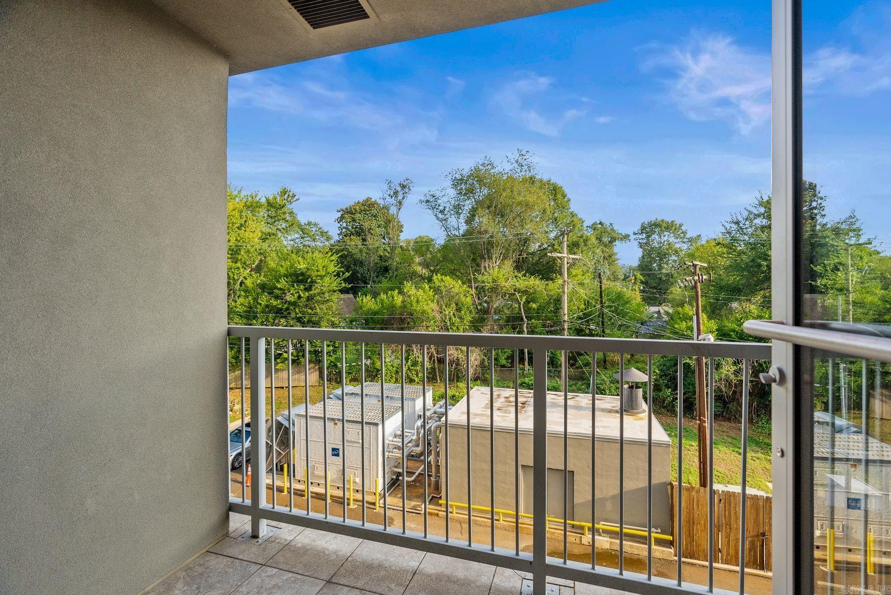 3700 Cantrell Rd #308