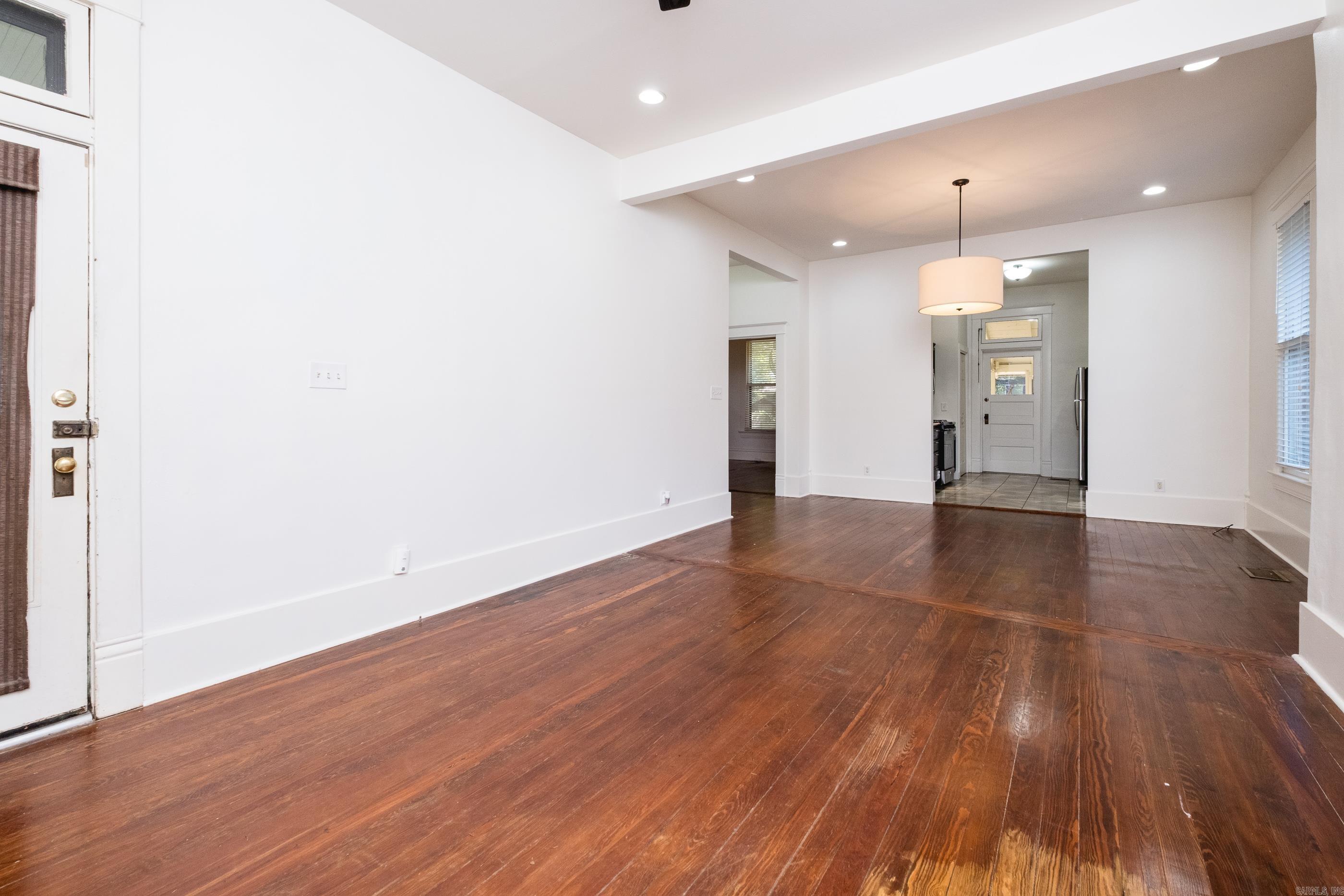 305 Booker Street
