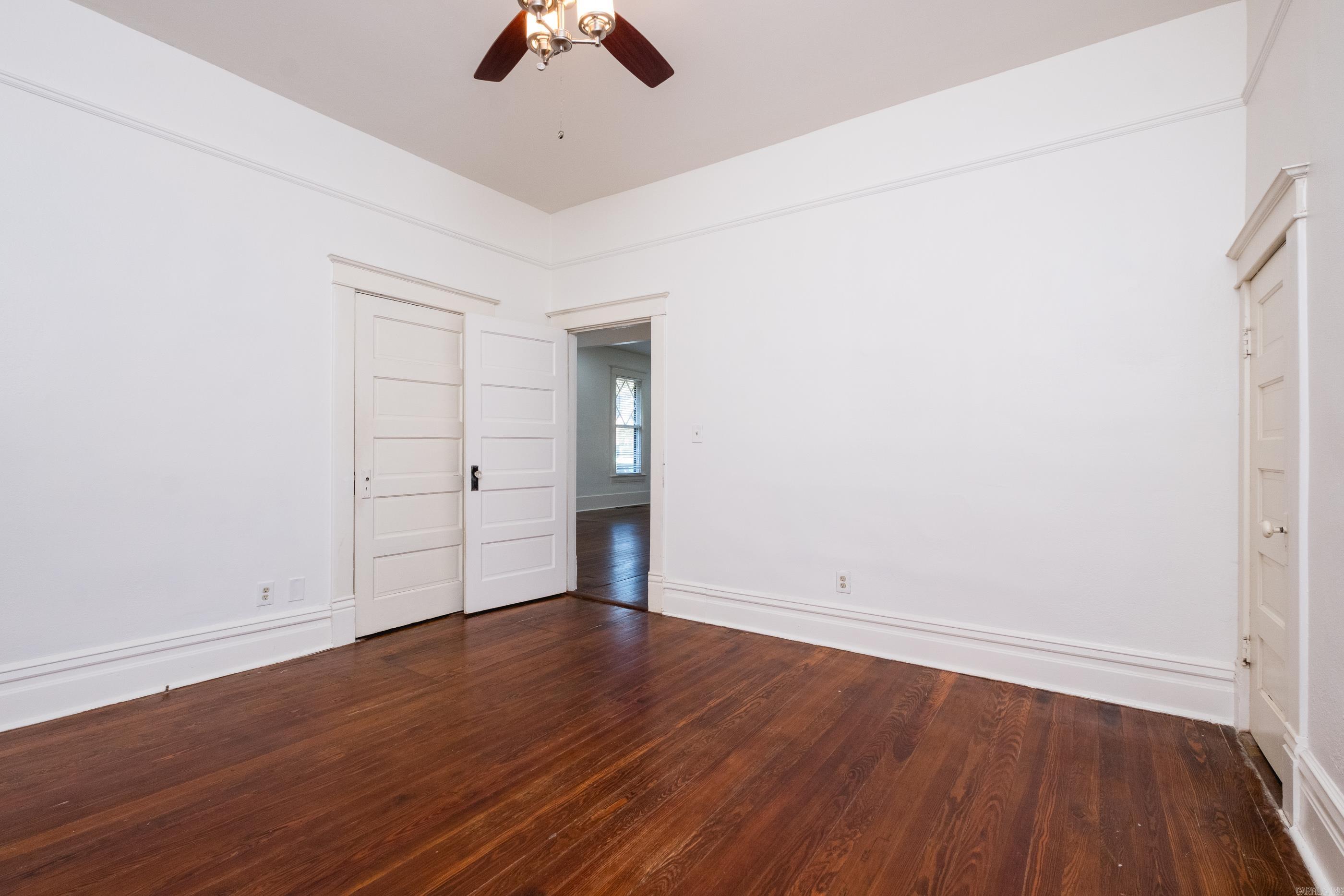 305 Booker Street