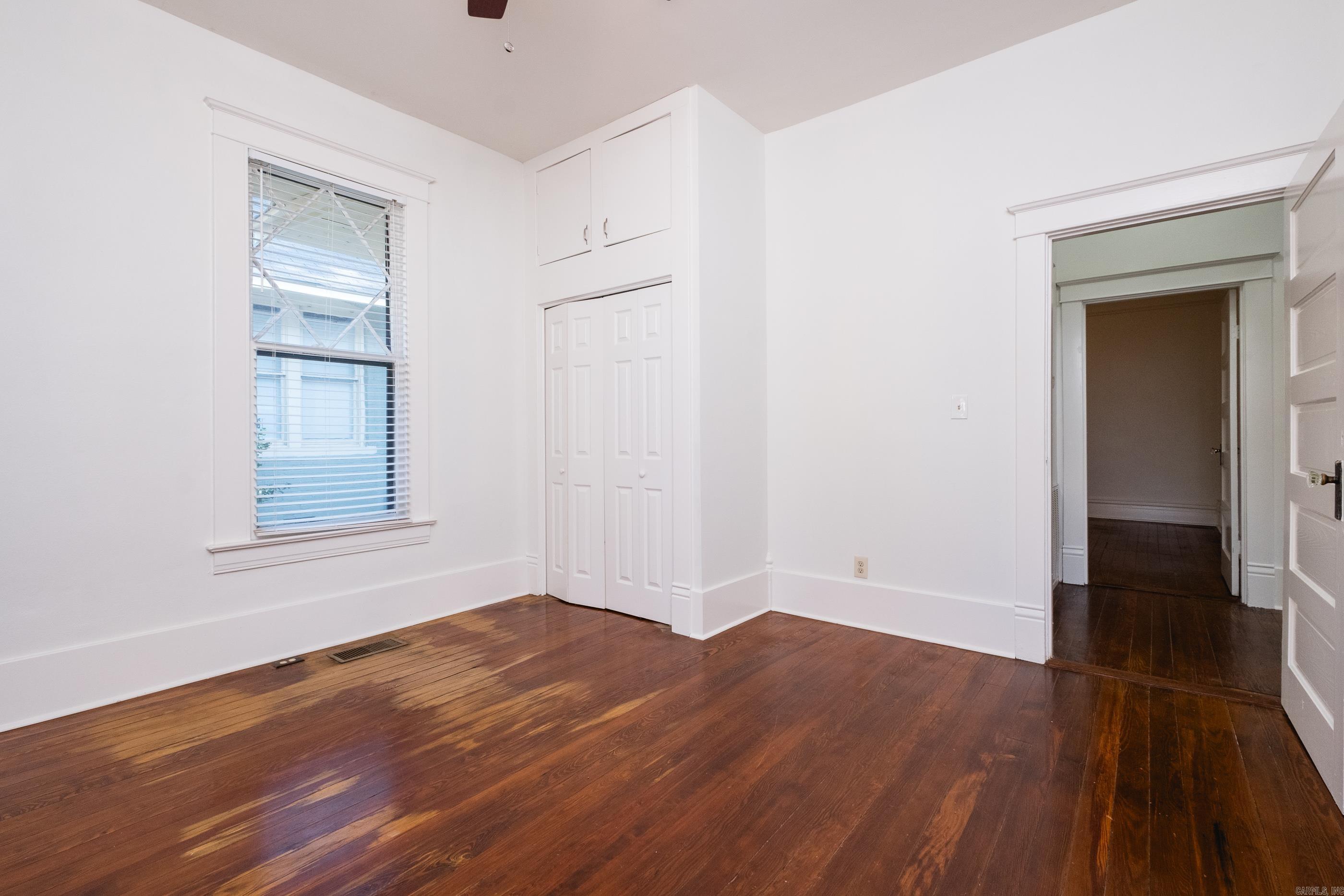 305 Booker Street