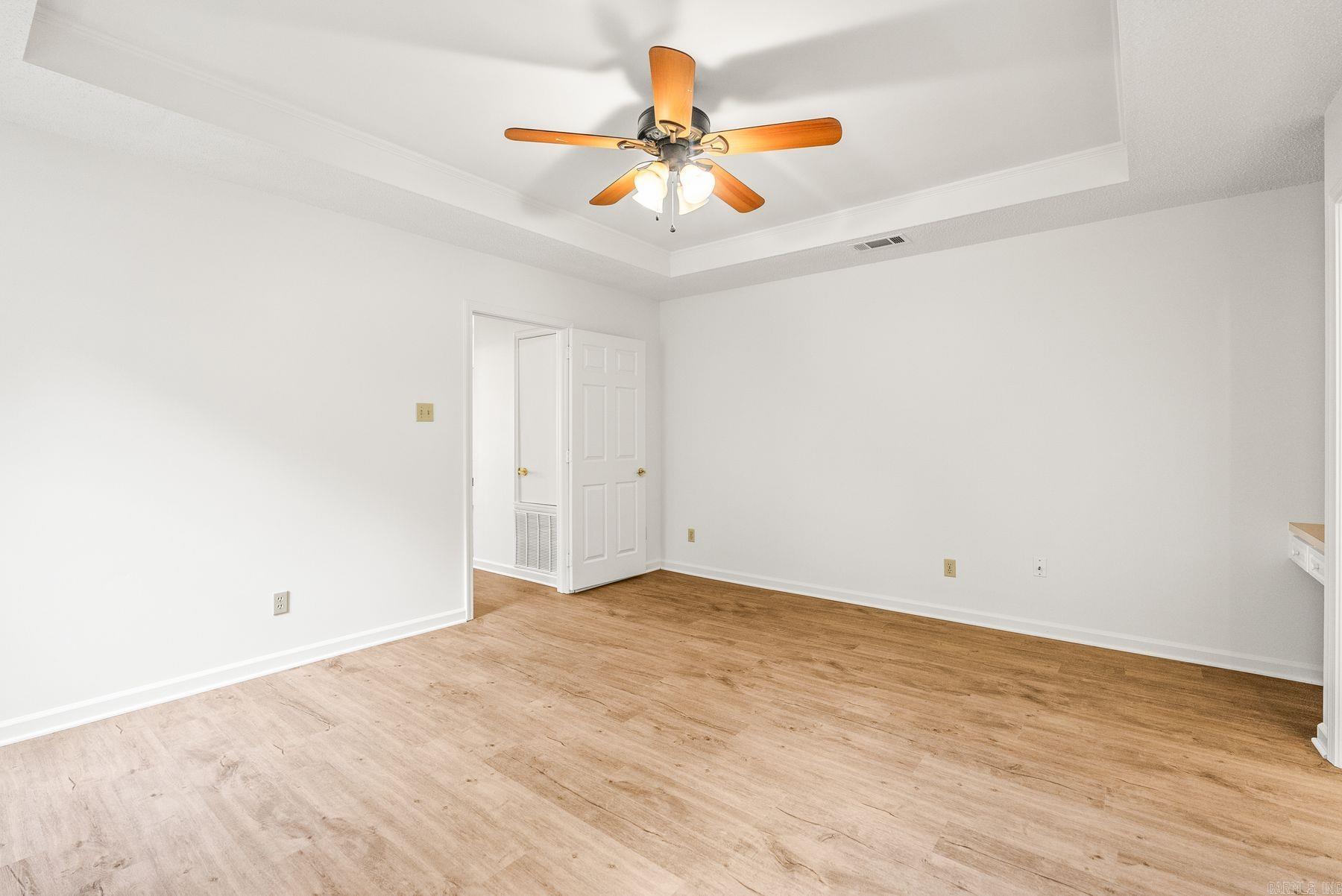 711 Chaucer Cove