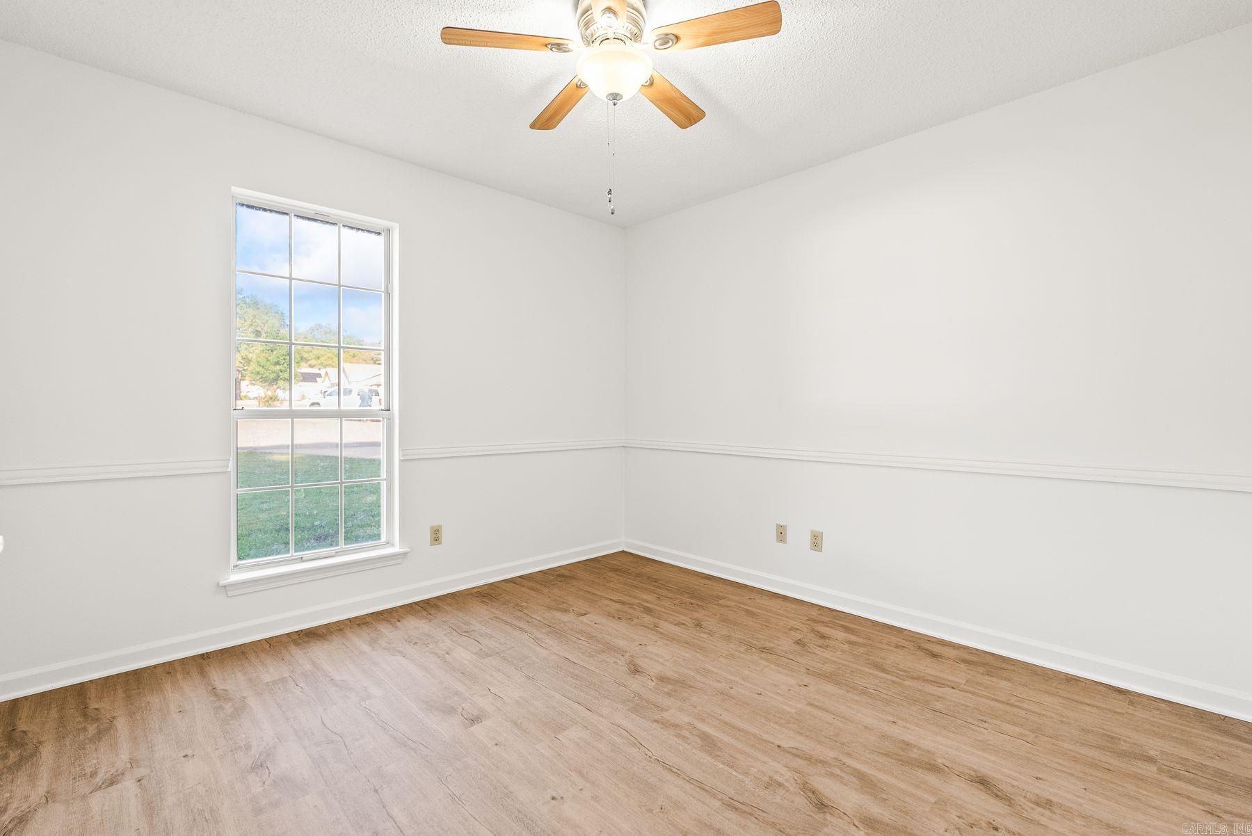 711 Chaucer Cove