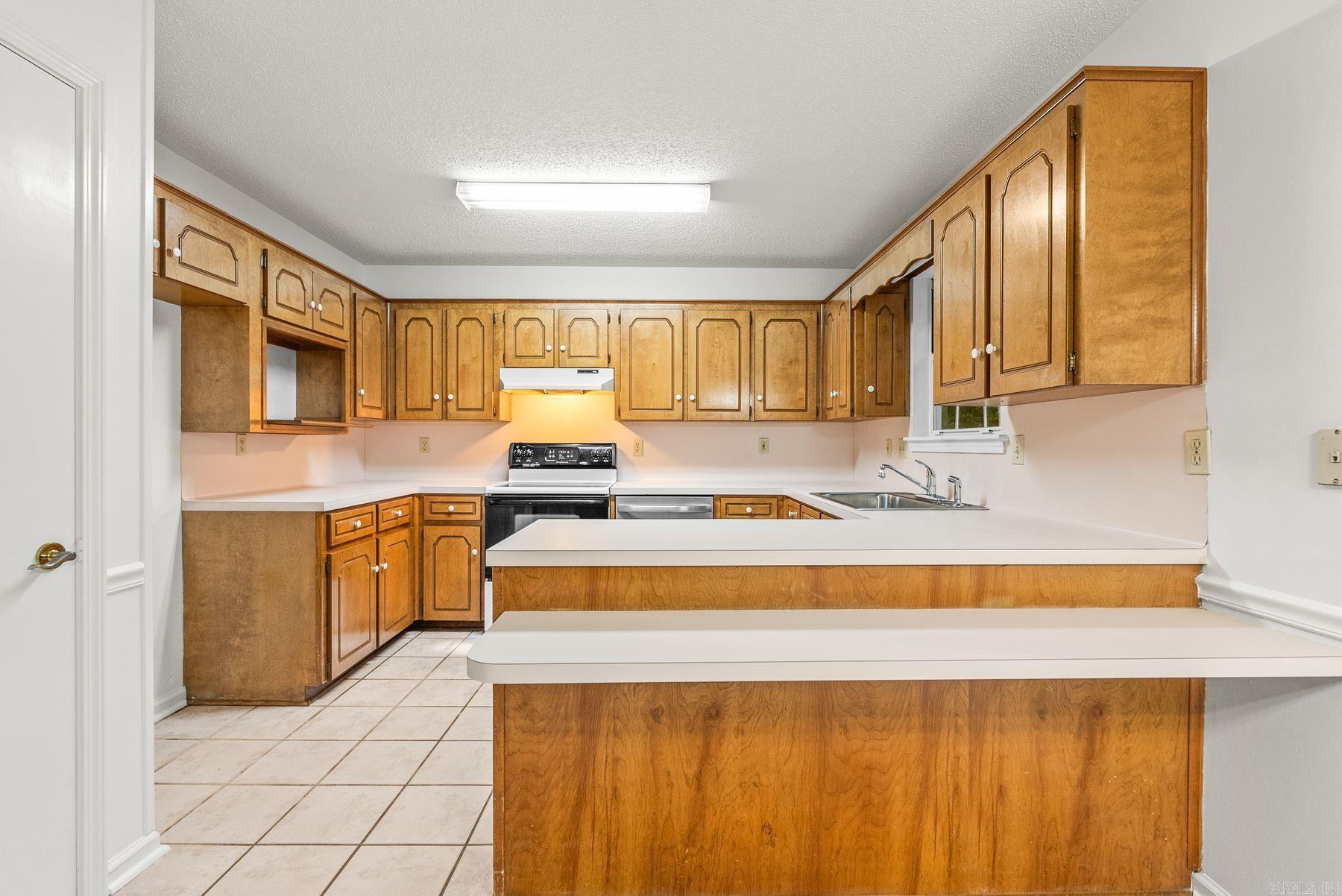711 Chaucer Cove