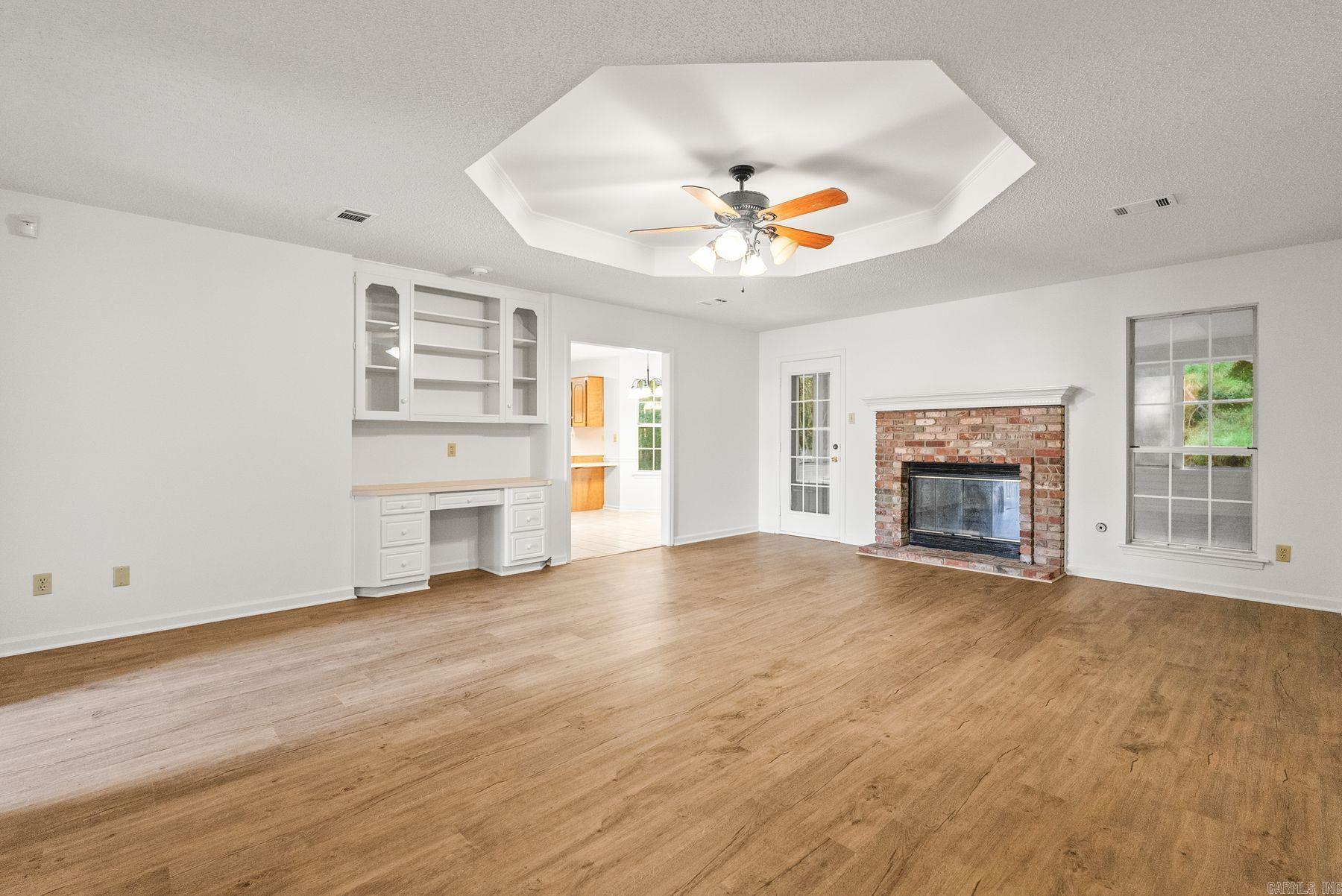 711 Chaucer Cove