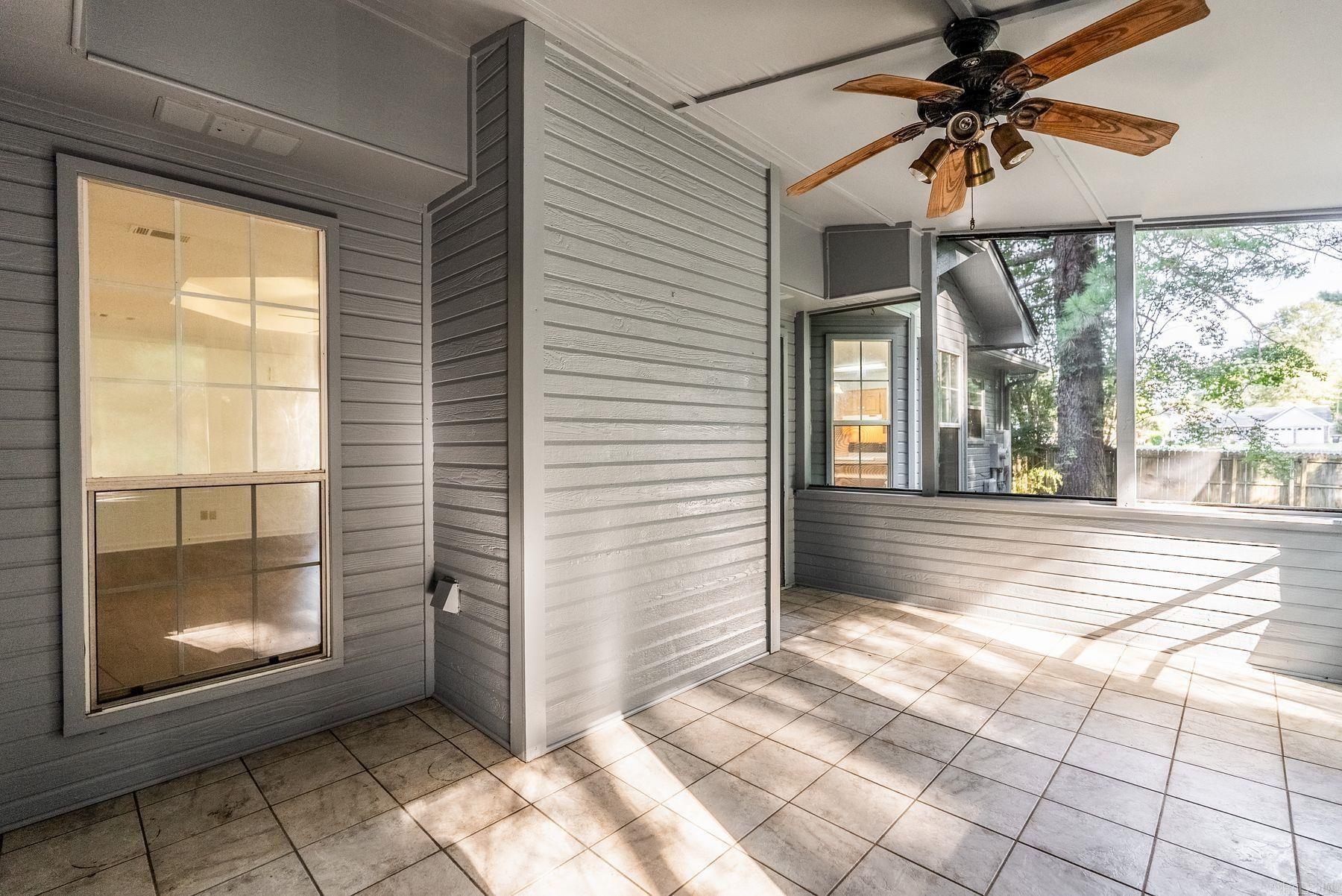 711 Chaucer Cove