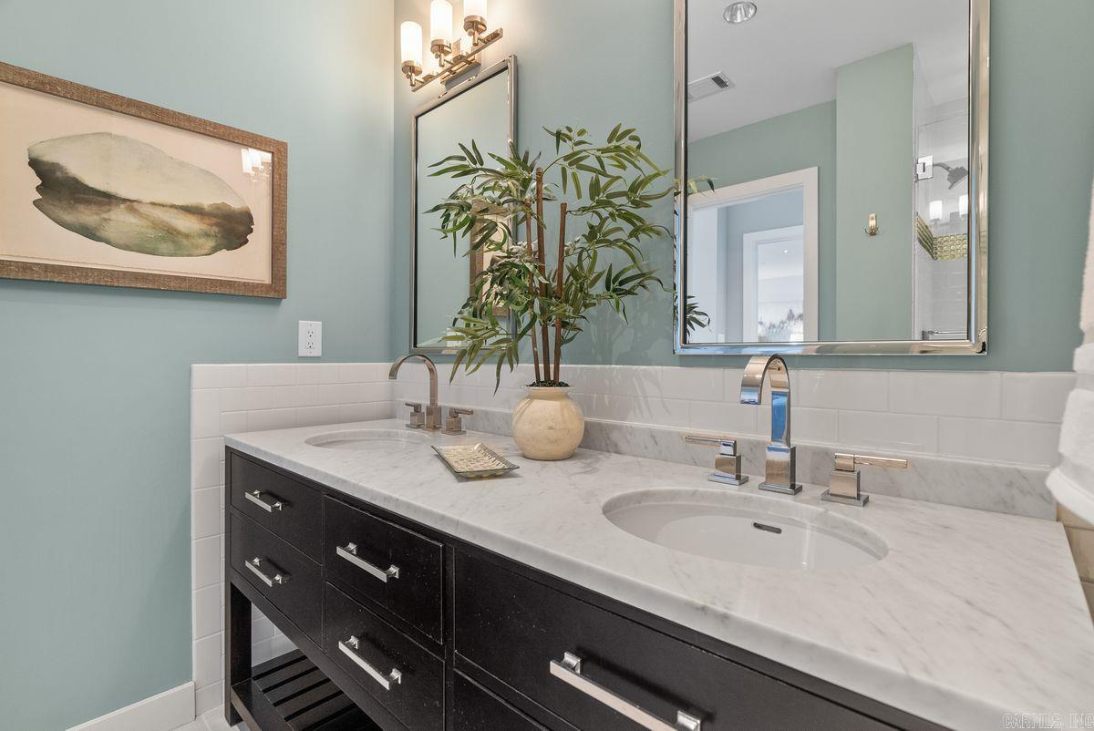 5 Statehouse Plaza 7B