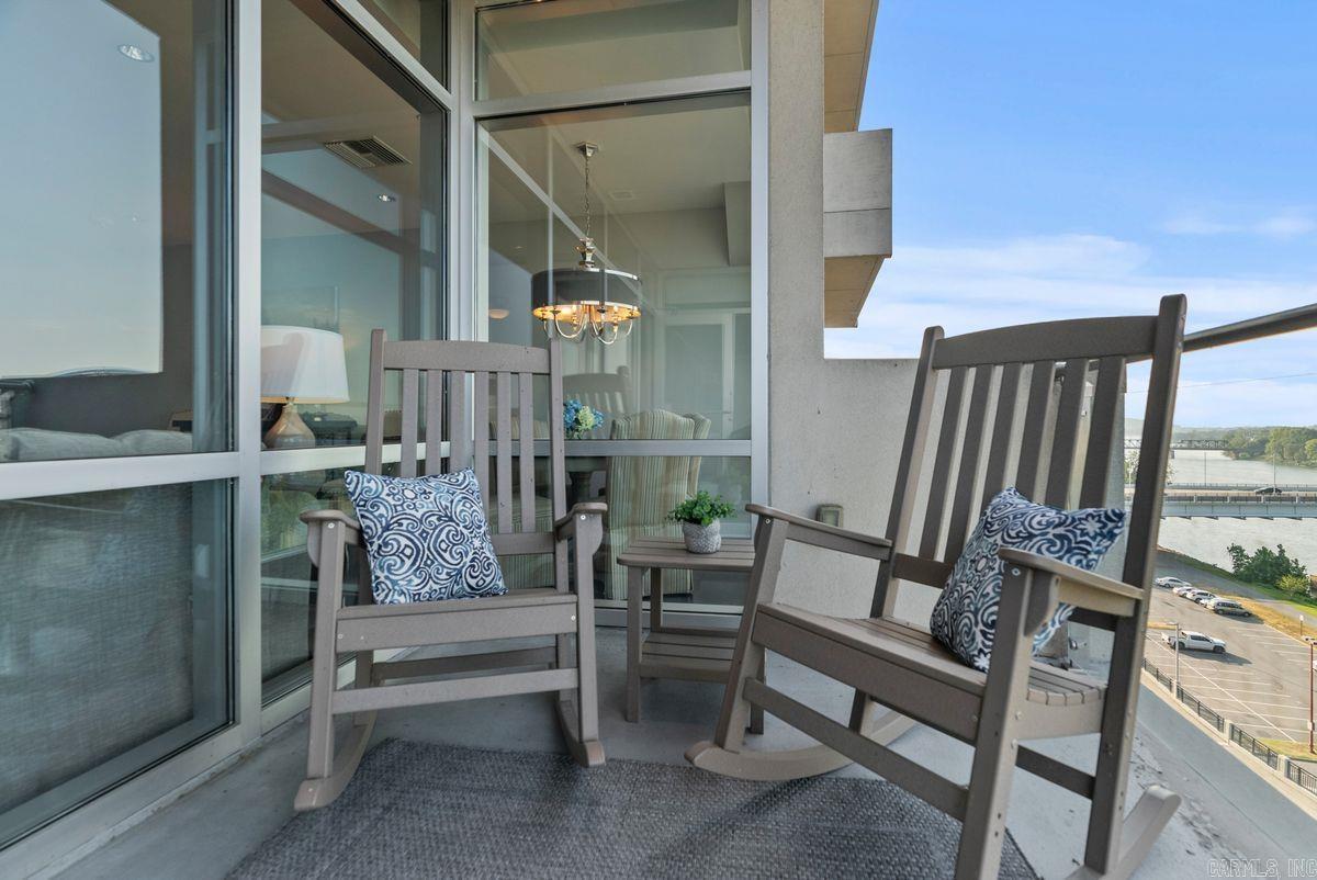 5 Statehouse Plaza 7B