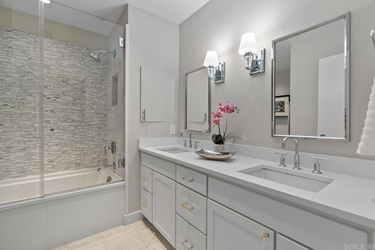 5 Statehouse Plaza 7B