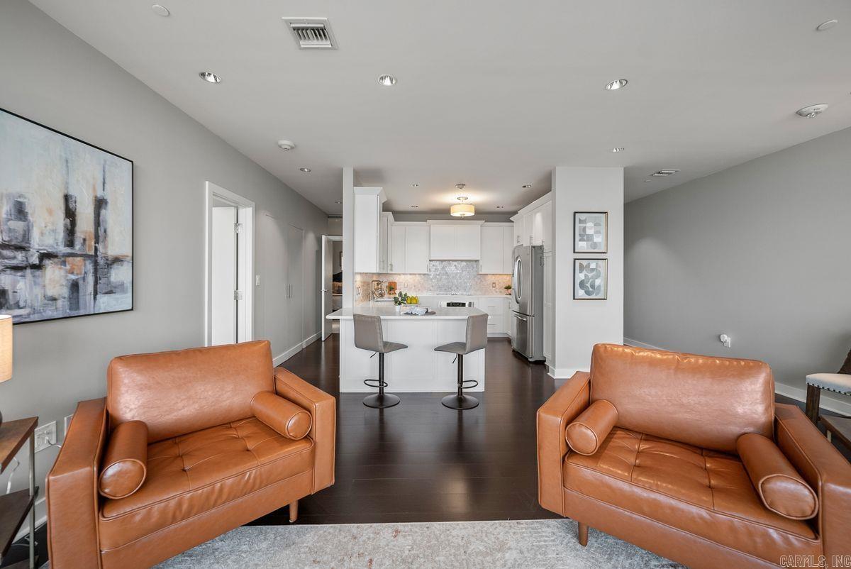 5 Statehouse Plaza 7B