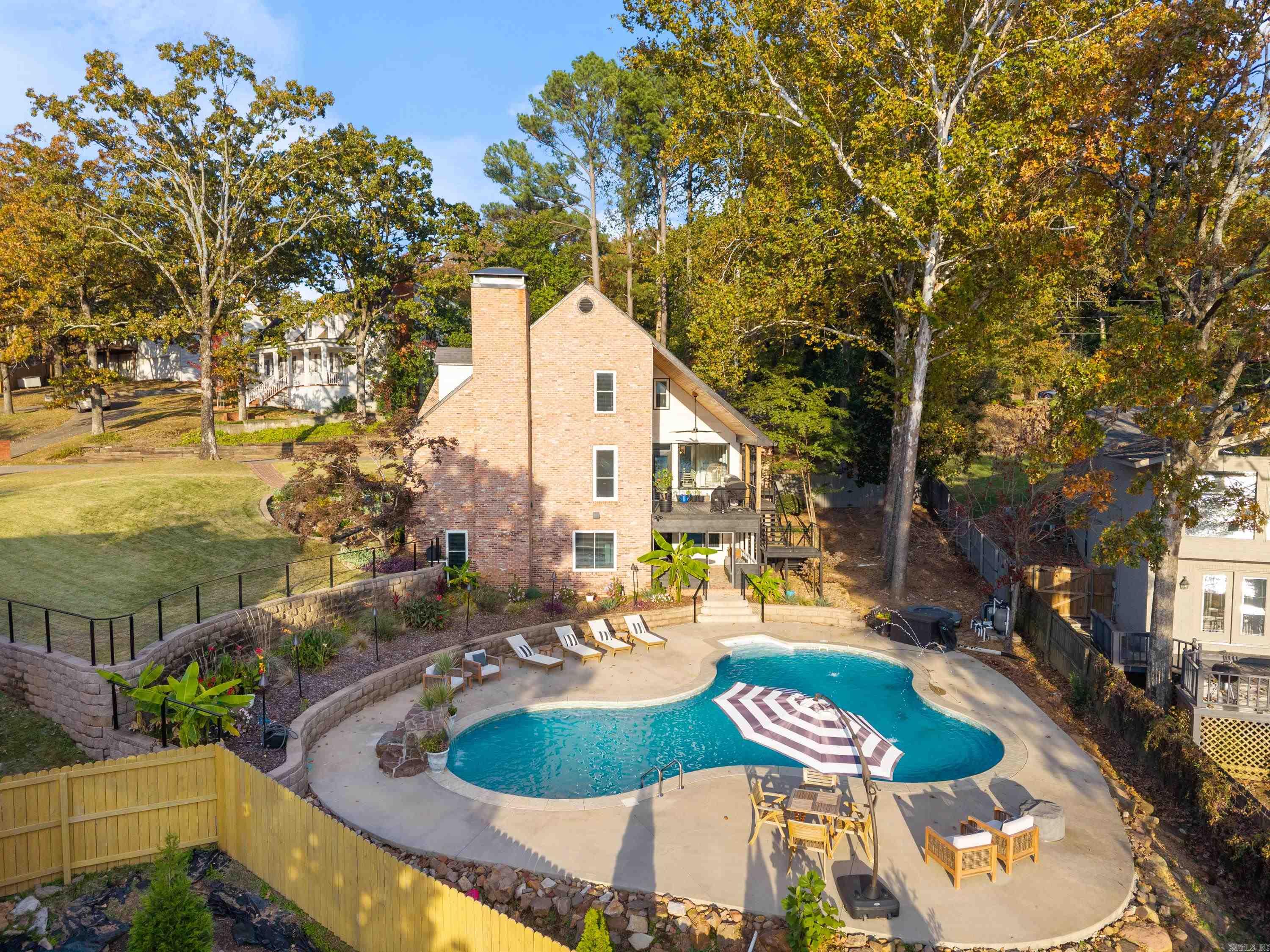 31 E Lake Drive