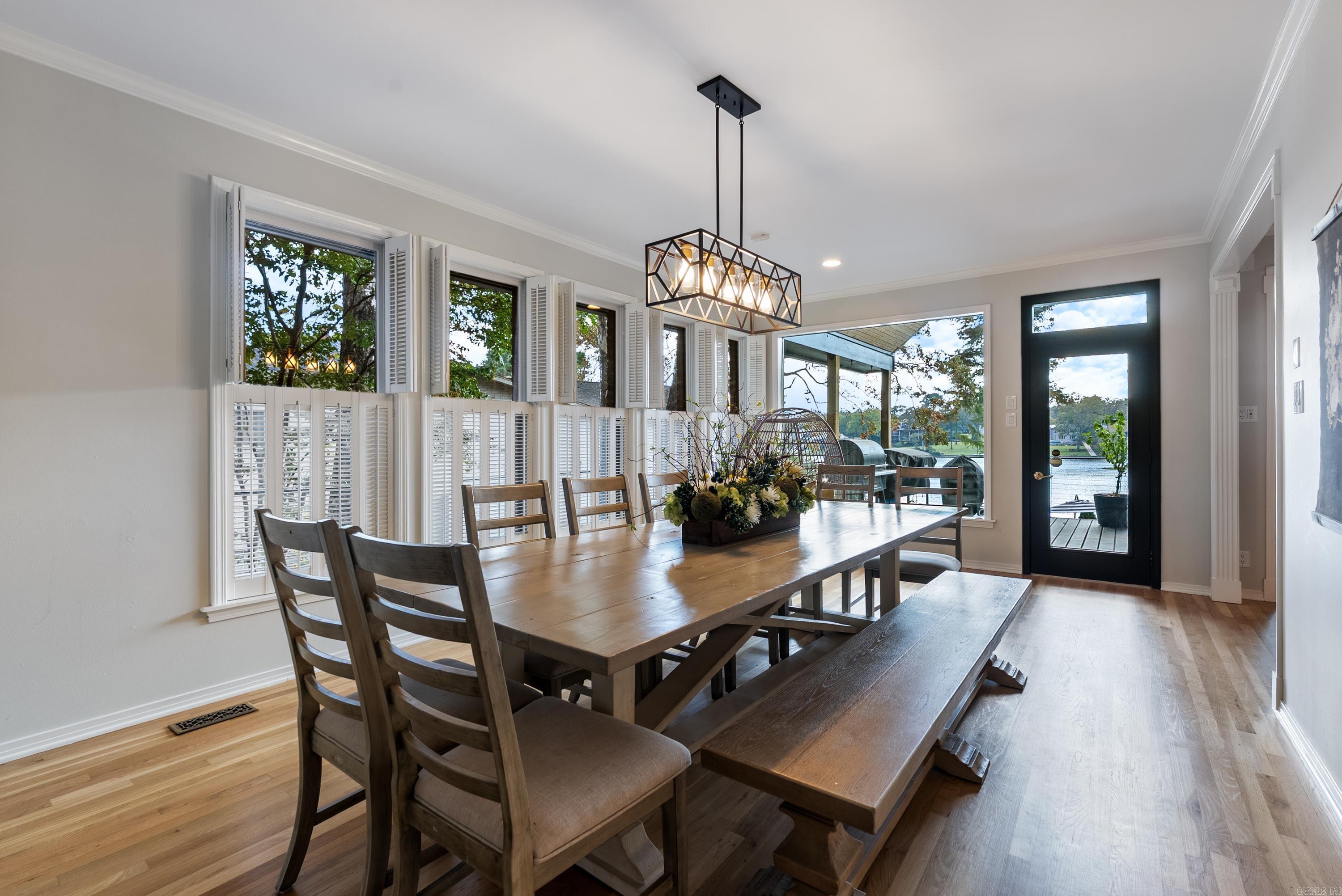 31 E Lake Drive