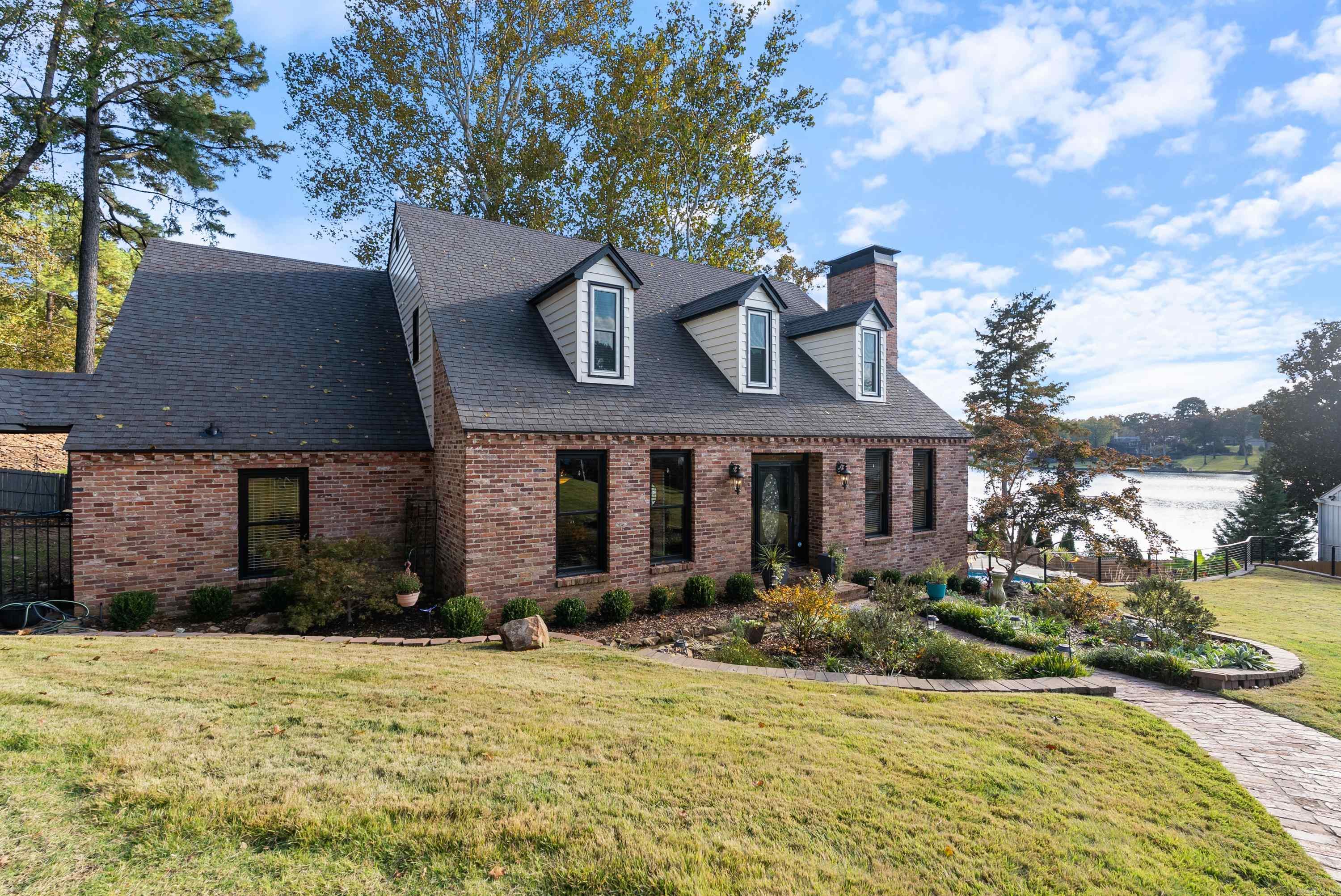 31 E Lake Drive