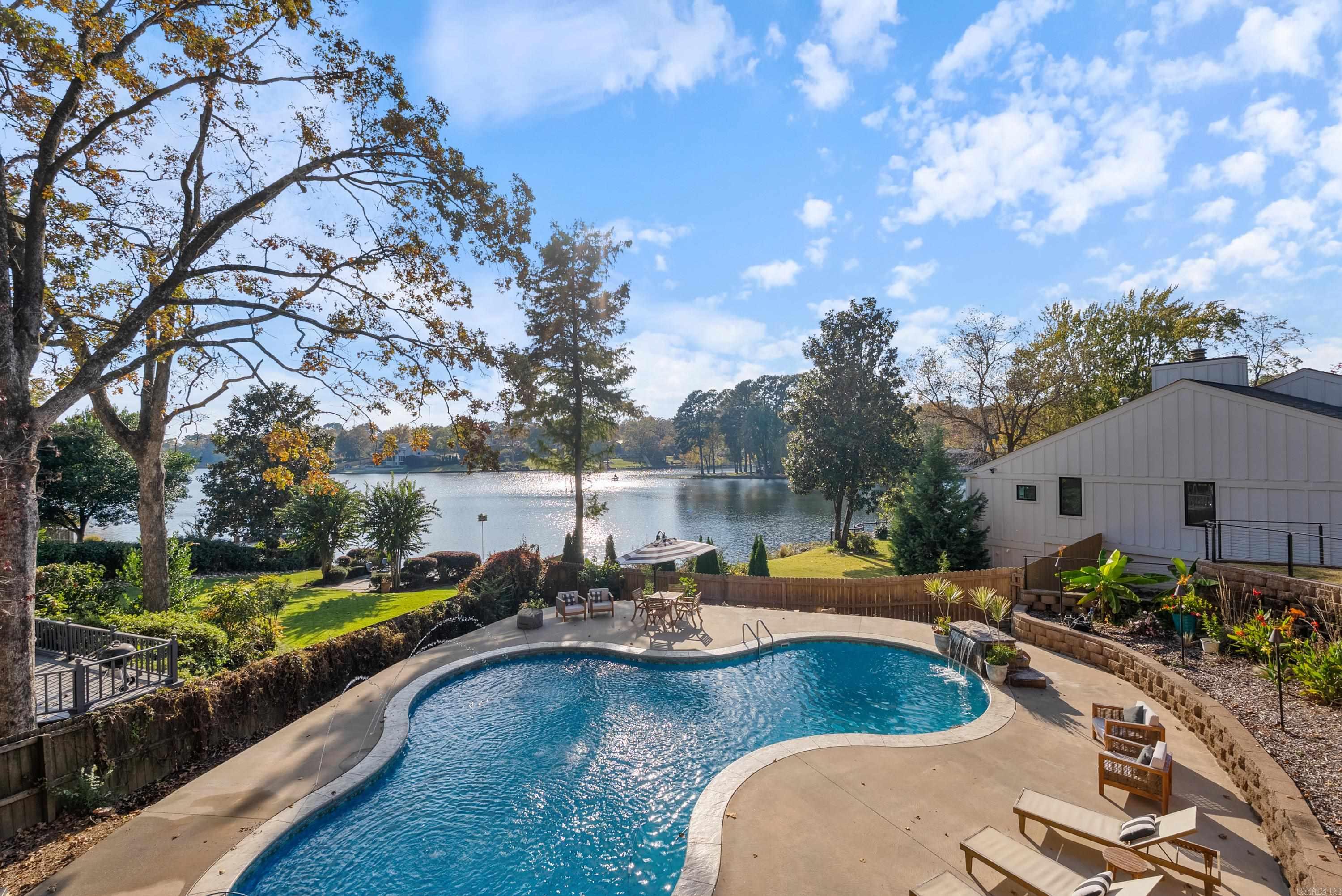 31 E Lake Drive