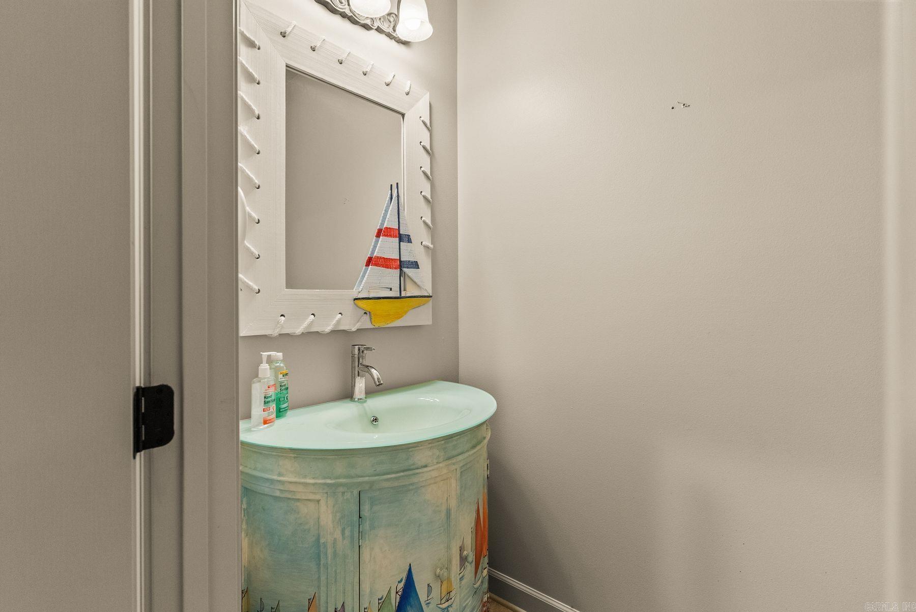 8824 Ridgeview Cove