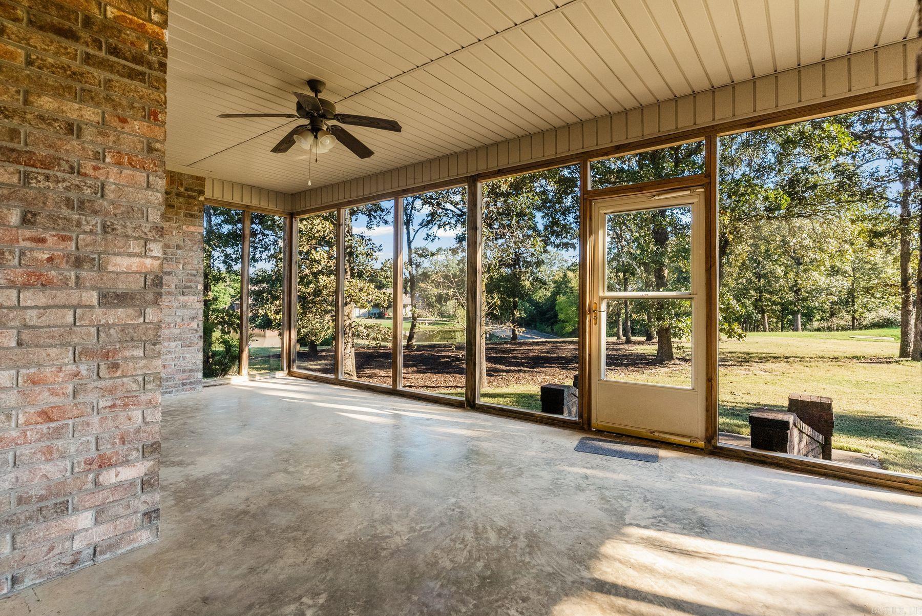 8824 Ridgeview Cove