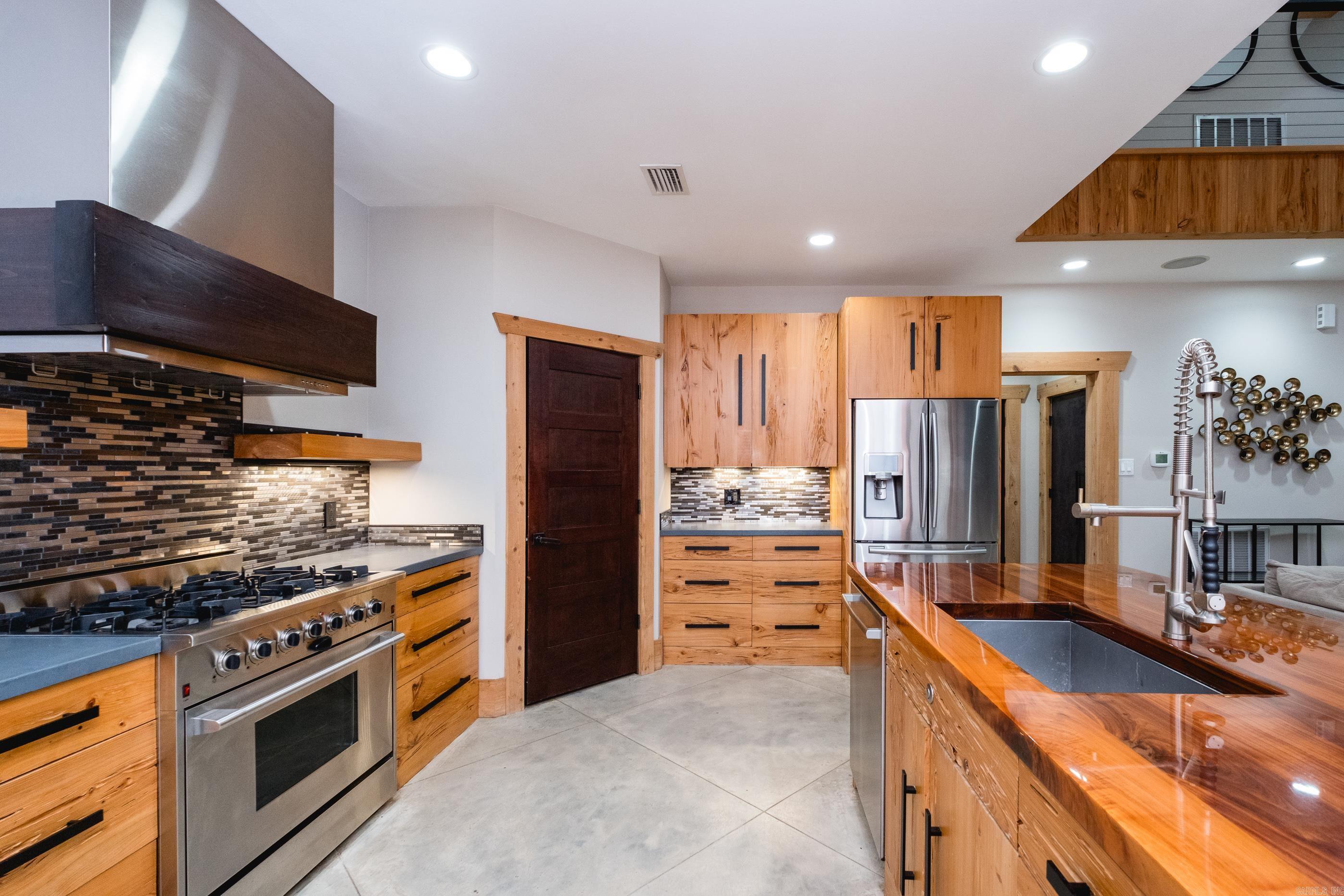 15 Chenay Drive