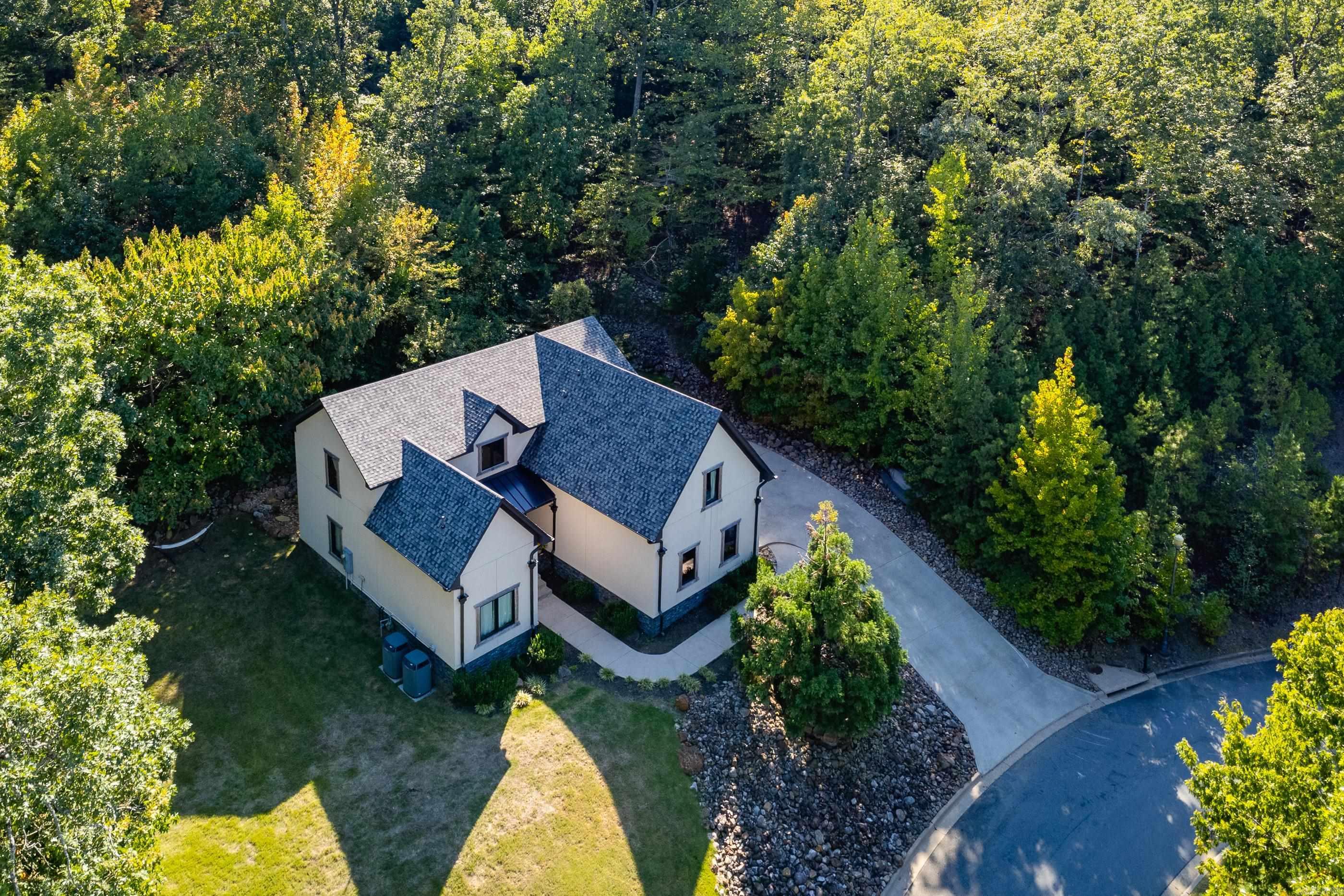 15 Chenay Drive